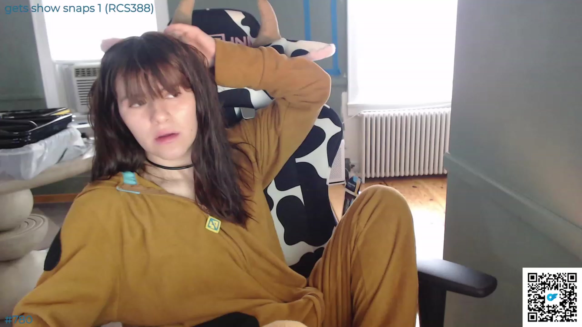 Gallery image thumbnail from Jwhiskewub_RC's myfreecams stream on, 07/23/2023, 17:38 image 1 of 20