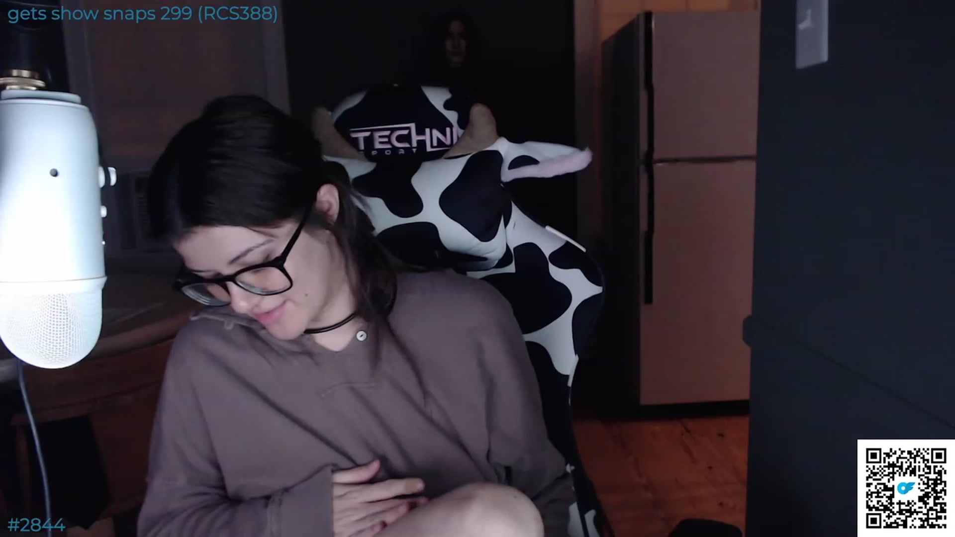 Gallery image thumbnail from Jwhiskewub_RC's myfreecams stream on, 08/04/2023, 04:31 image 4 of 20