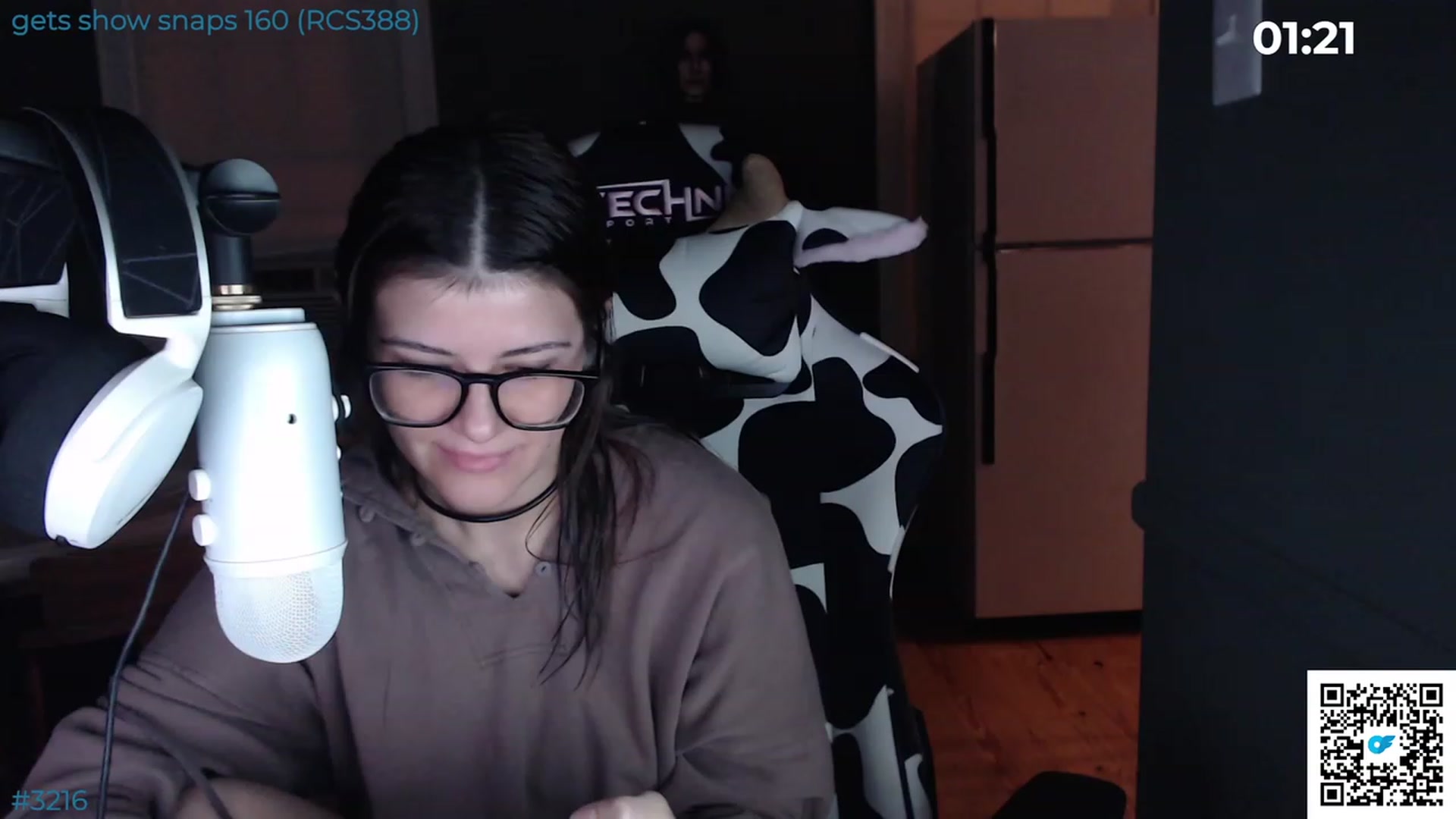 Gallery image thumbnail from Jwhiskewub_RC's myfreecams stream on, 08/04/2023, 04:31 image 1 of 20