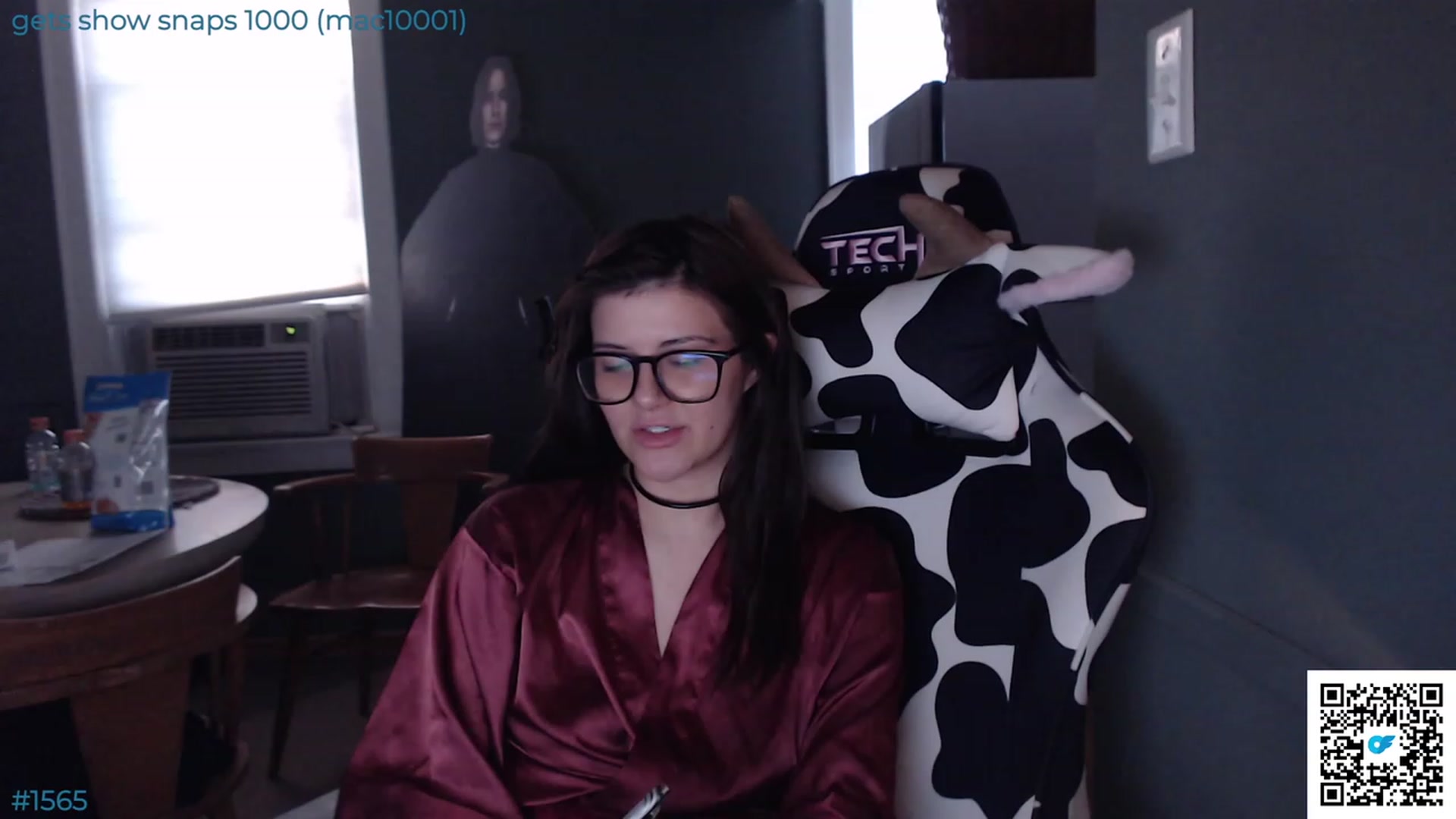 Gallery image thumbnail from Jwhiskewub_RC's myfreecams stream on, 08/05/2023, 24:00 image 17 of 20