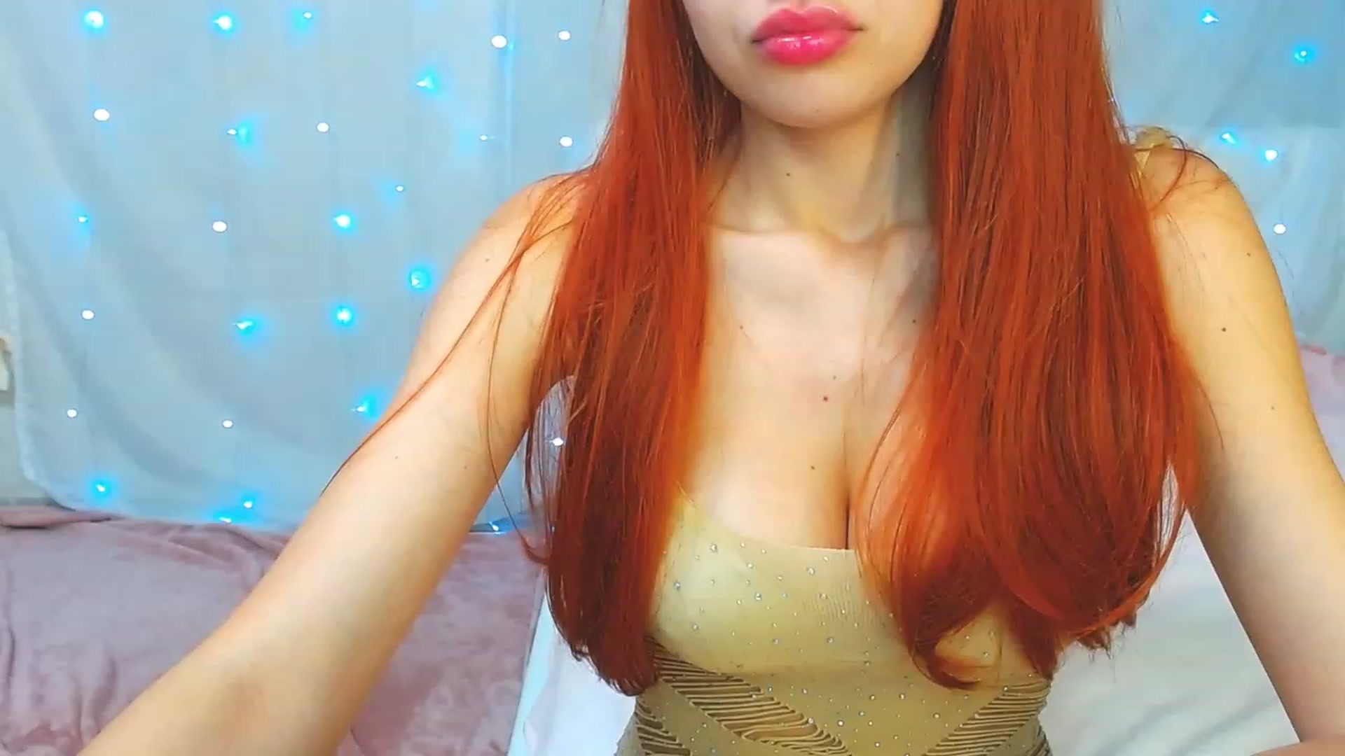 Gallery image thumbnail from JynFox's myfreecams stream on, 11/21/2022, 04:56 image 20 of 20