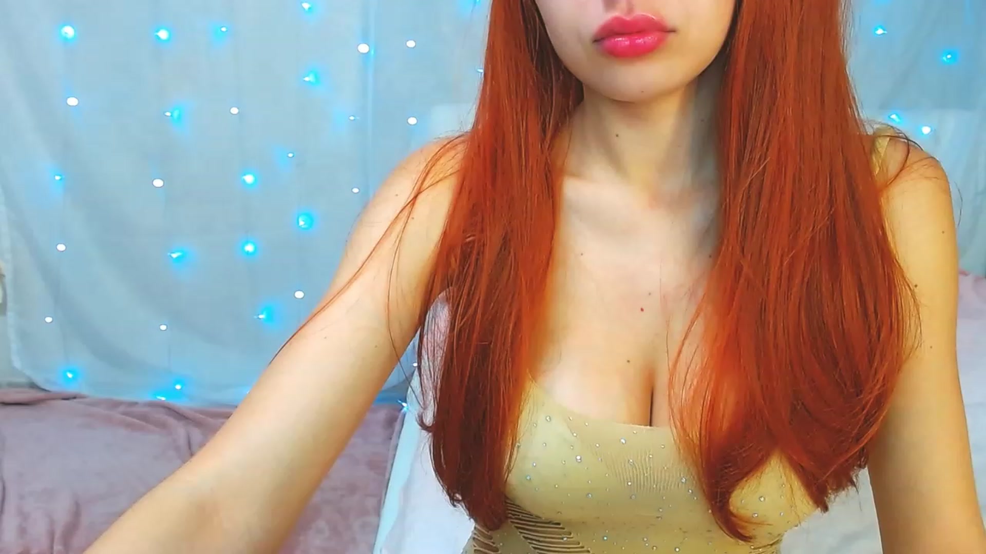 Gallery image thumbnail from JynFox's myfreecams stream on, 11/21/2022, 04:56 image 15 of 20