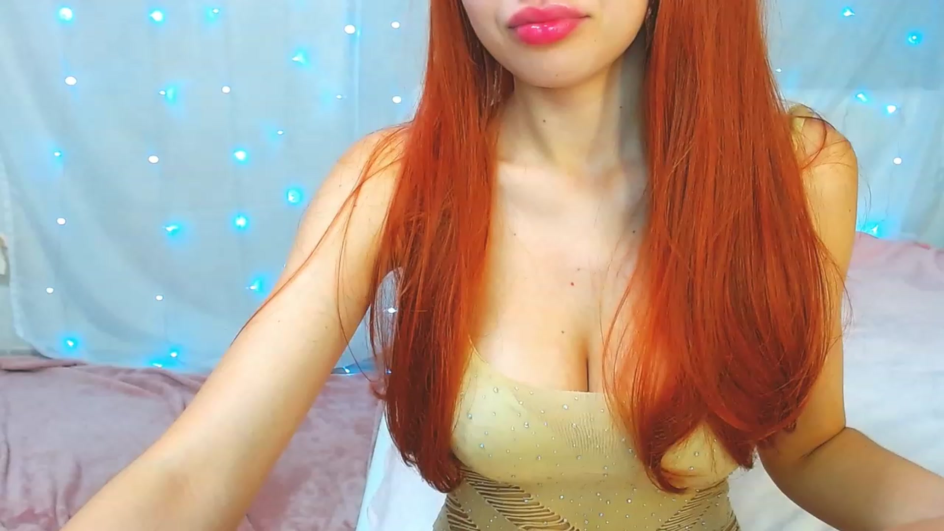 Gallery image thumbnail from JynFox's myfreecams stream on, 11/21/2022, 04:56 image 18 of 20