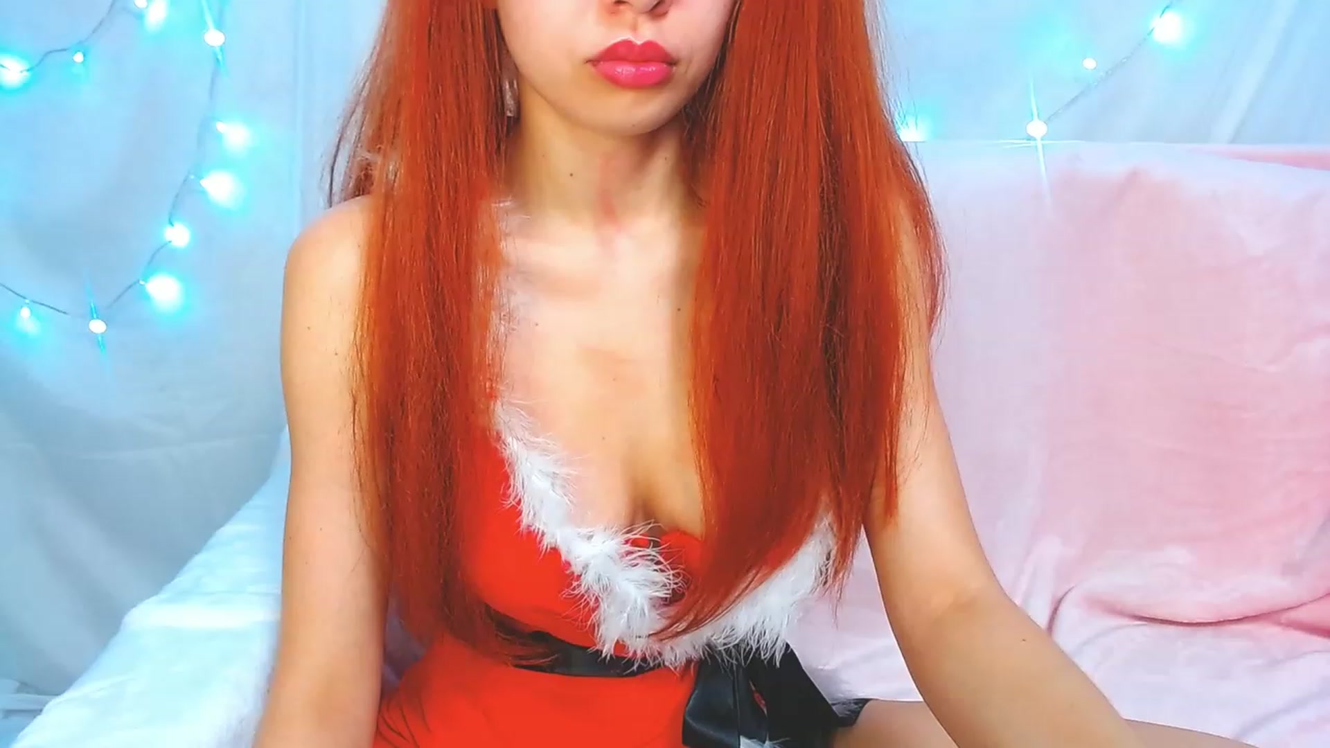Gallery image thumbnail from JynFox's myfreecams stream on, 12/26/2022, 04:32 image 15 of 20