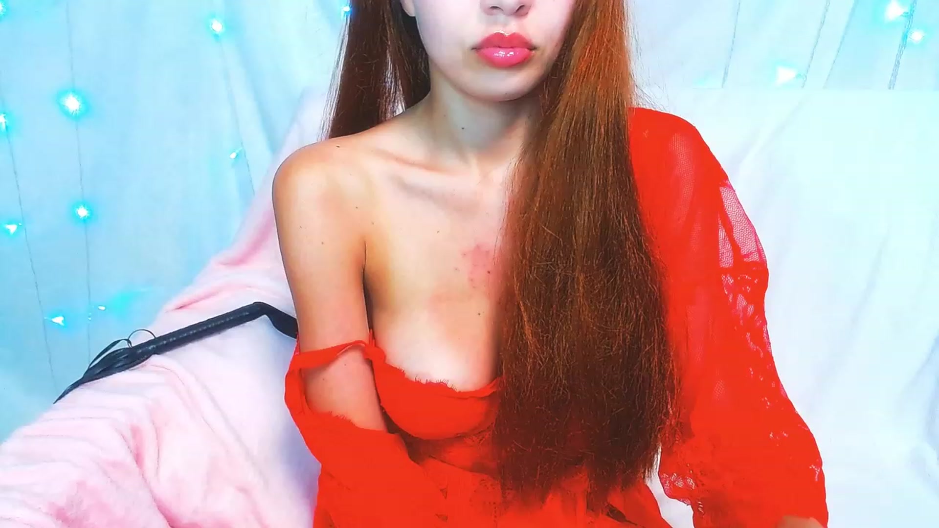 Gallery image thumbnail from JynFox's myfreecams stream on, 06/13/2023, 10:39 image 3 of 20