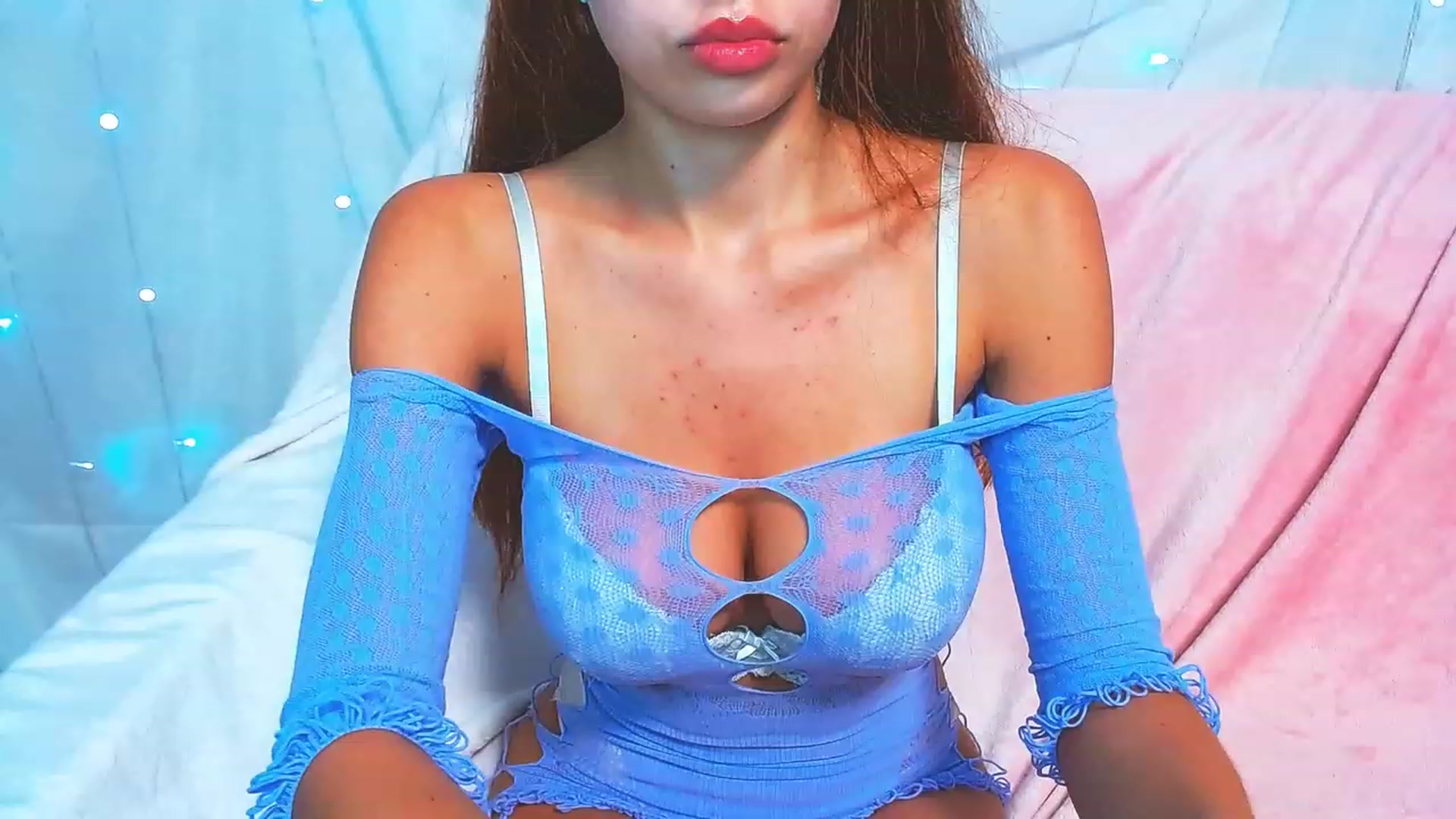 Gallery image thumbnail from JynFox's myfreecams stream on, 06/15/2023, 07:16 image 20 of 20