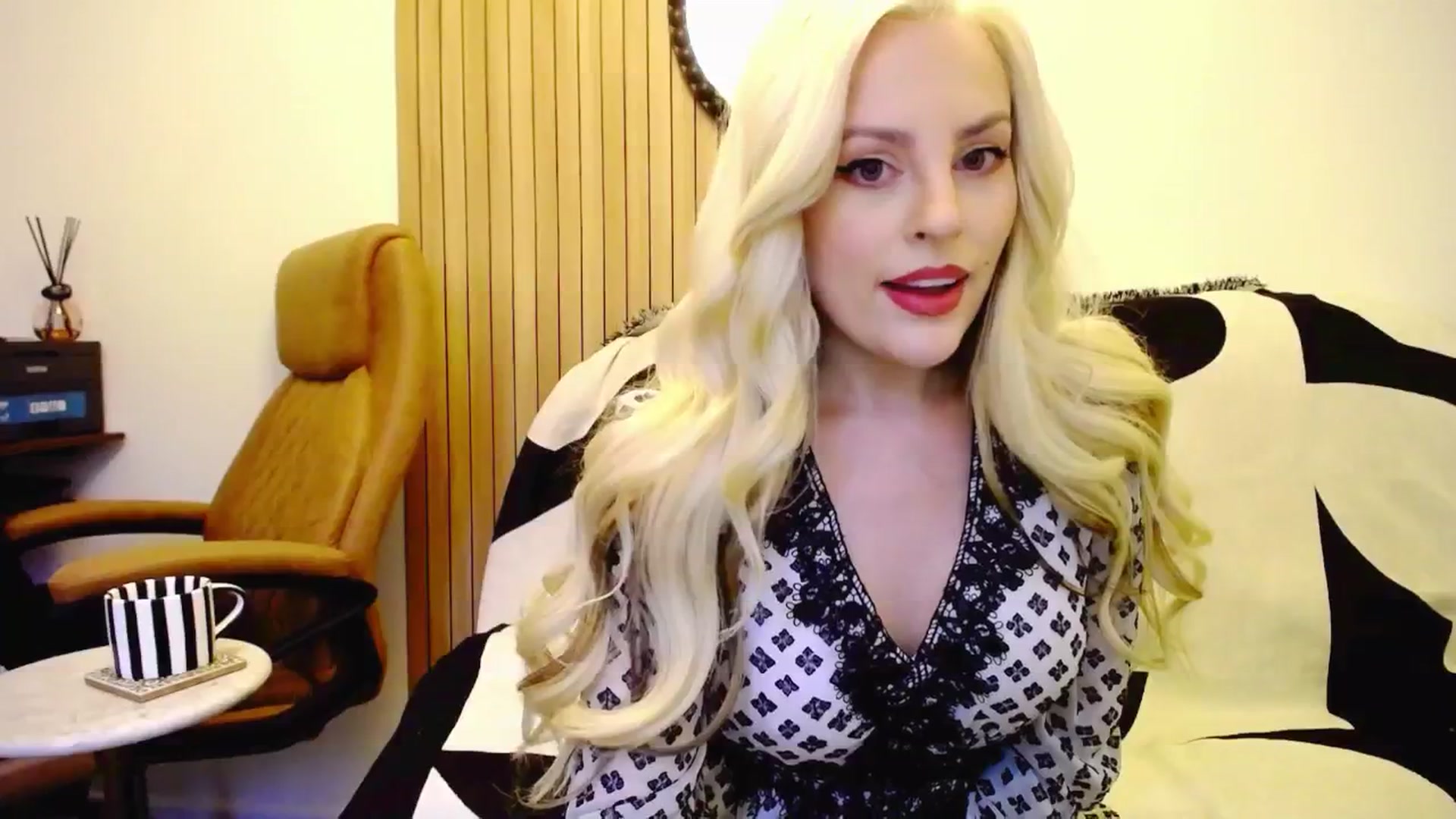 Gallery image thumbnail from K3lly's myfreecams stream on, 07/29/2025, 19:10 image 14 of 20