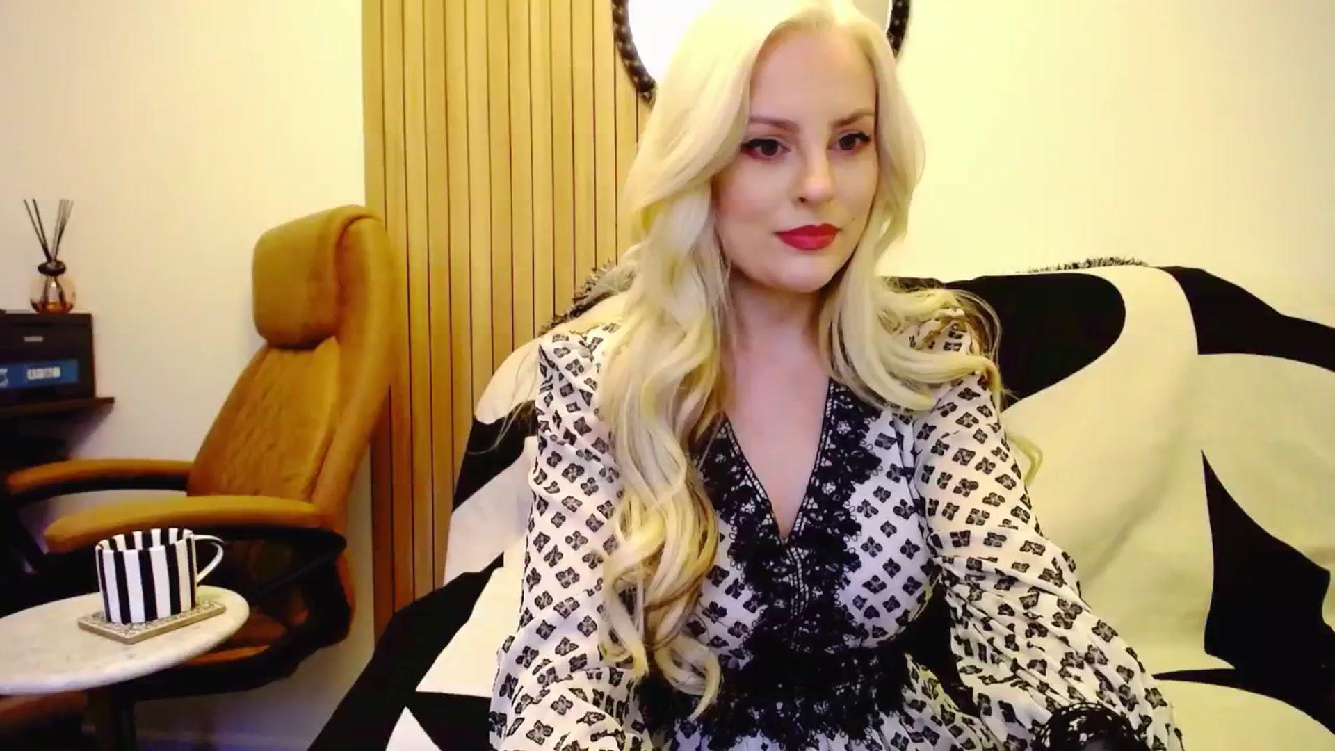 Gallery image thumbnail from K3lly's myfreecams stream on, 07/29/2025, 19:30 image 6 of 20