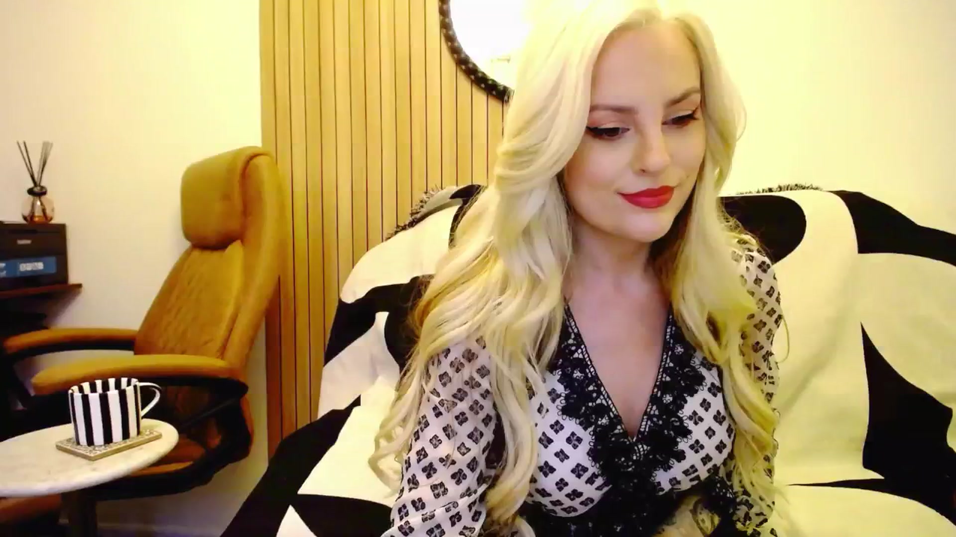 Gallery image thumbnail from K3lly's myfreecams stream on, 07/29/2025, 19:30 image 16 of 20