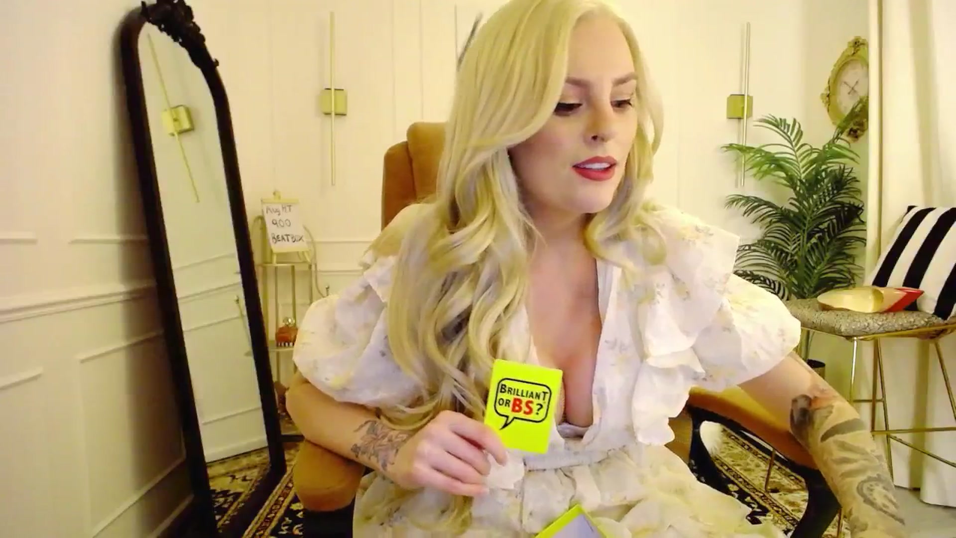 Gallery image thumbnail from K3lly's myfreecams stream on, 08/03/2025, 21:41 image 5 of 20