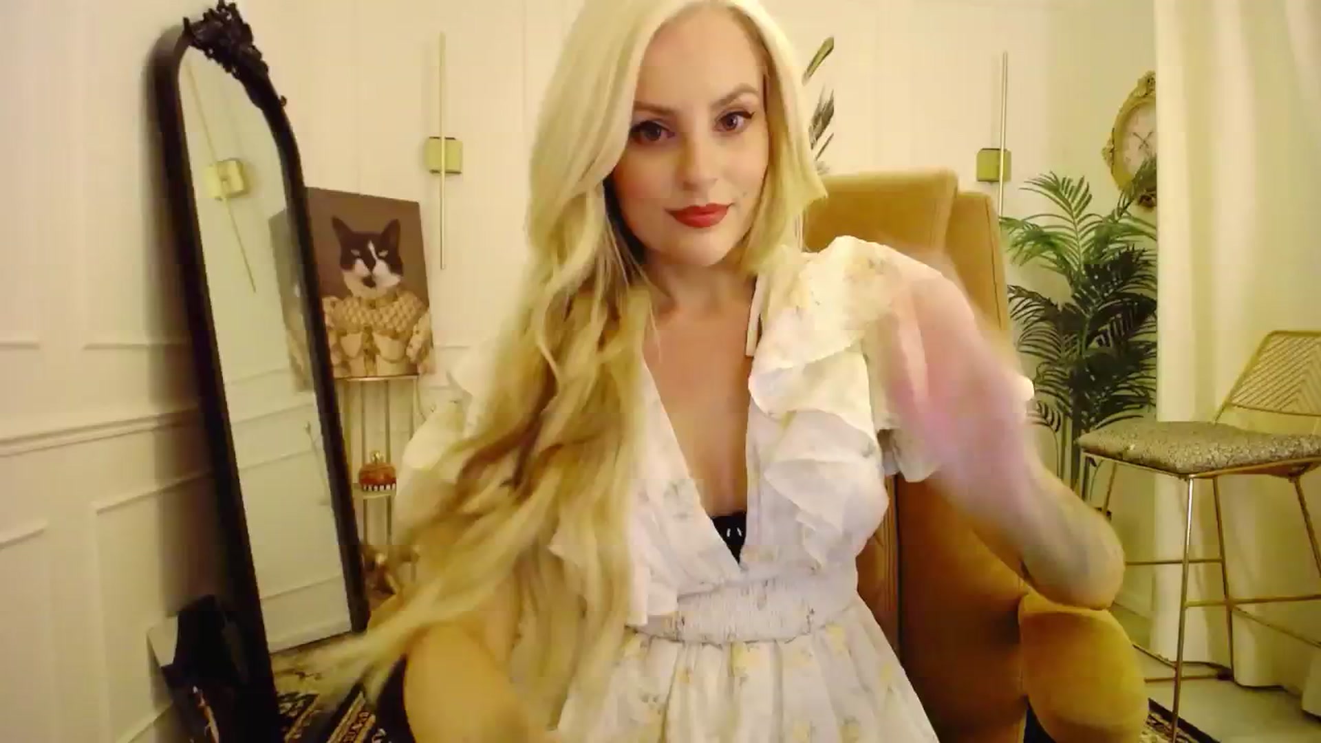Gallery image thumbnail from K3lly's myfreecams stream on, 08/18/2025, 23:47 image 14 of 20