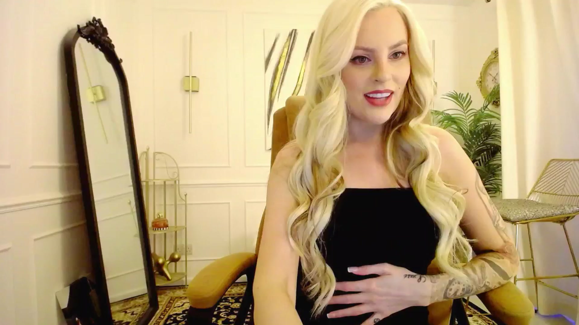 Gallery image thumbnail from K3lly's myfreecams stream on, 08/21/2025, 19:53 image 1 of 20