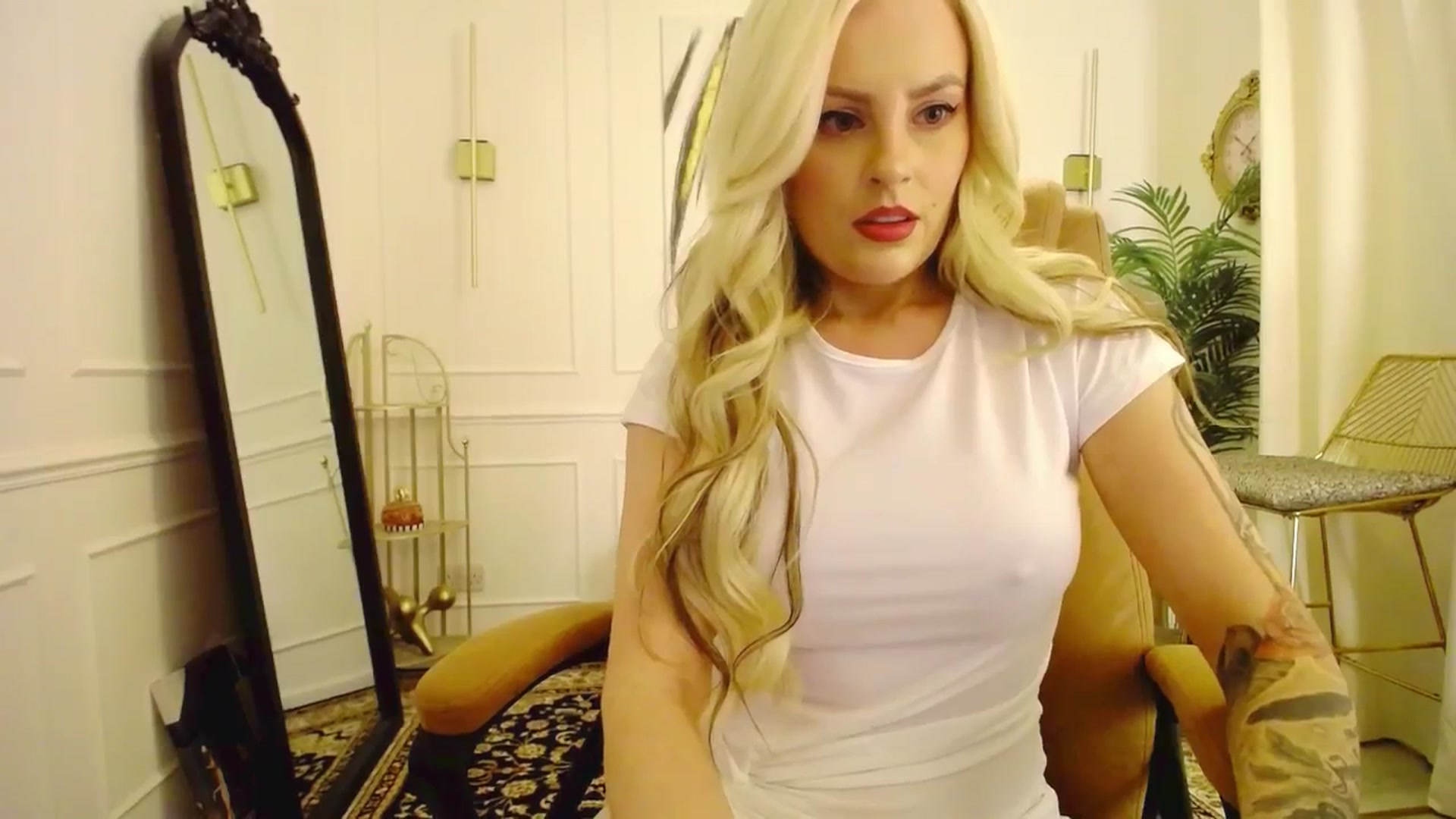 Gallery image thumbnail from K3lly's myfreecams stream on, 08/23/2025, 24:11 image 20 of 20