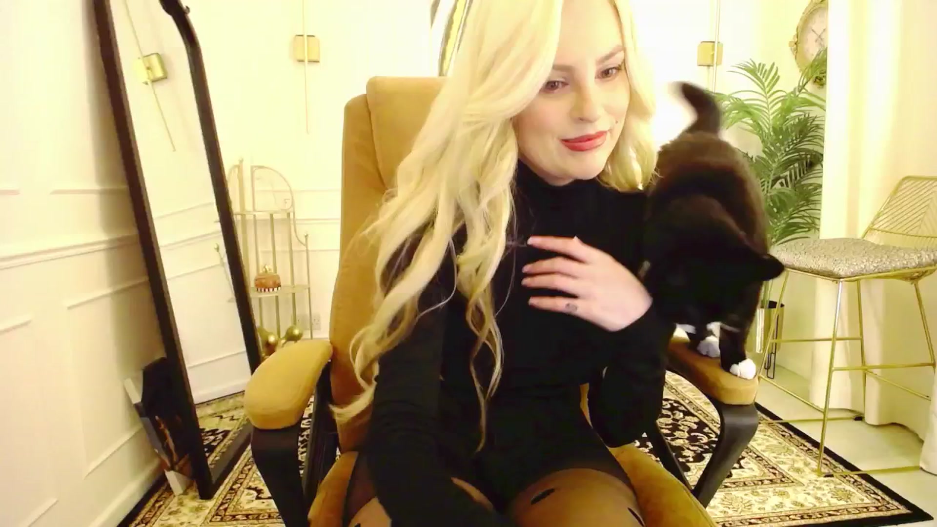 Gallery image thumbnail from K3lly's myfreecams stream on, 08/25/2025, 20:36 image 6 of 20