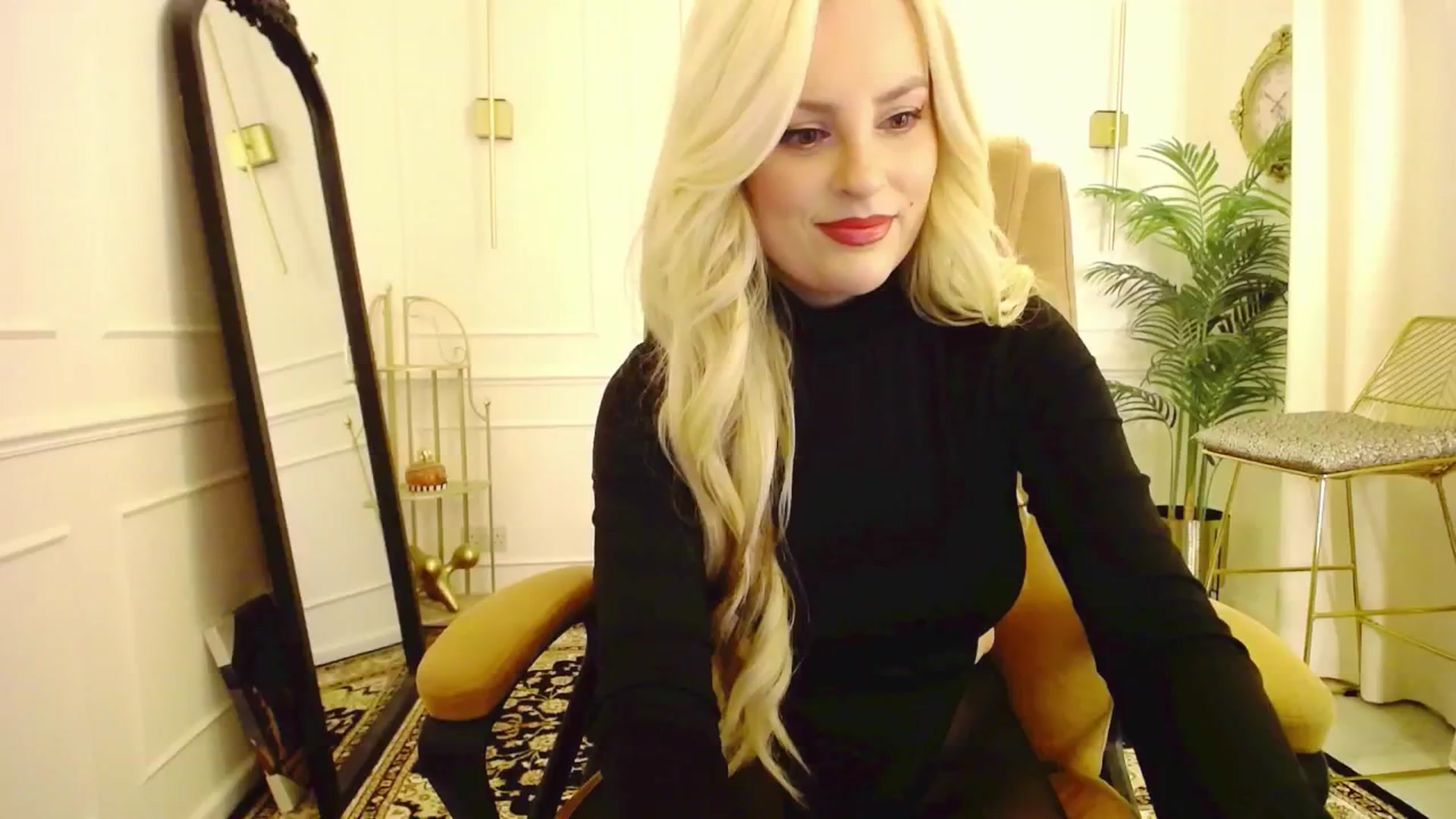 Gallery image thumbnail from K3lly's myfreecams stream on, 08/25/2025, 22:00 image 10 of 20