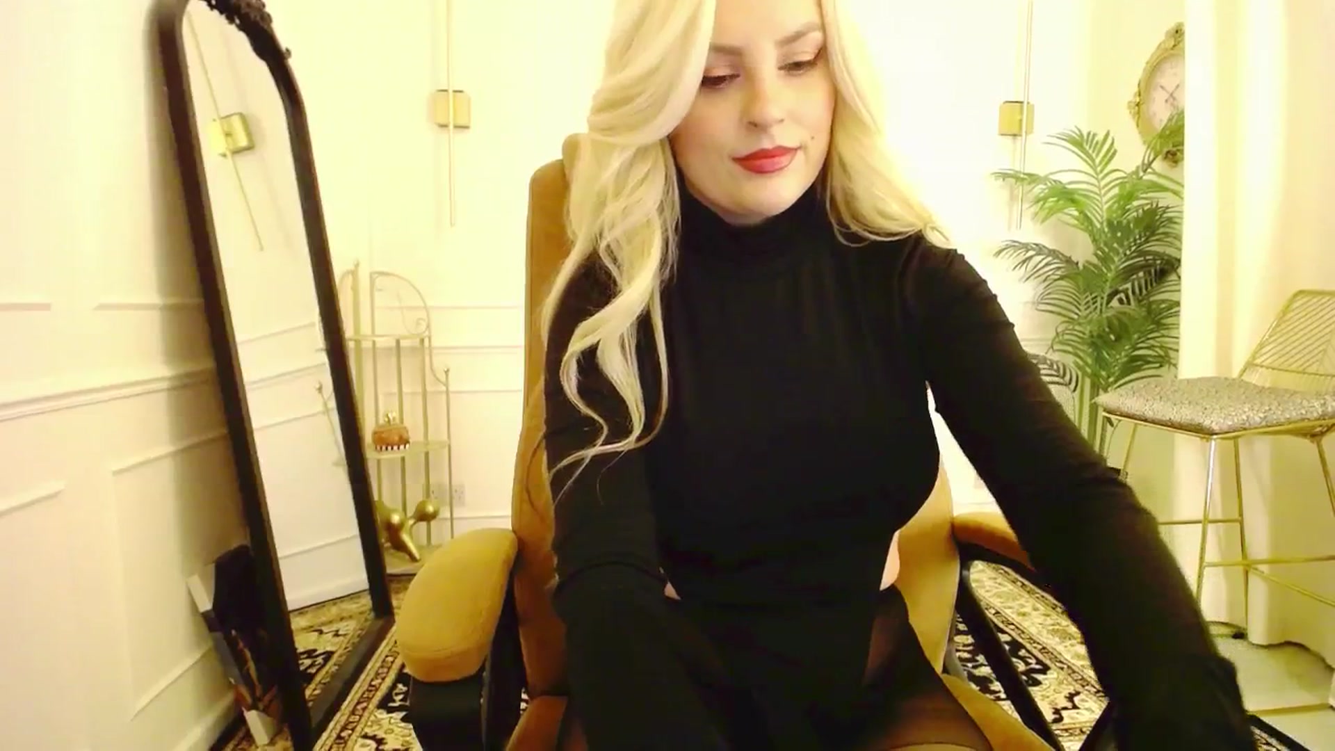 Gallery image thumbnail from K3lly's myfreecams stream on, 08/25/2025, 22:00 image 6 of 20