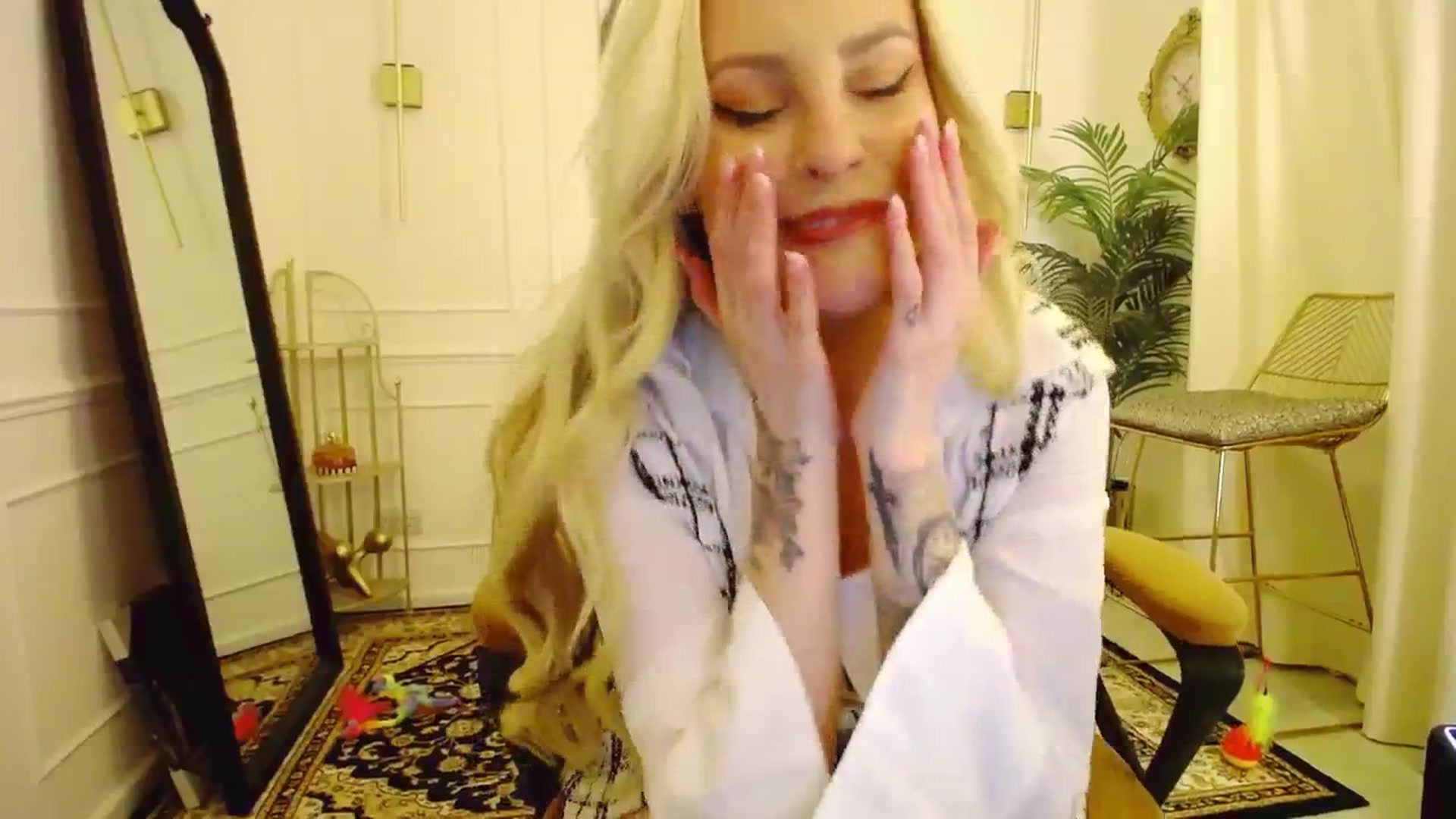 Gallery image thumbnail from K3lly's myfreecams stream on, 08/27/2025, 23:47 image 19 of 20