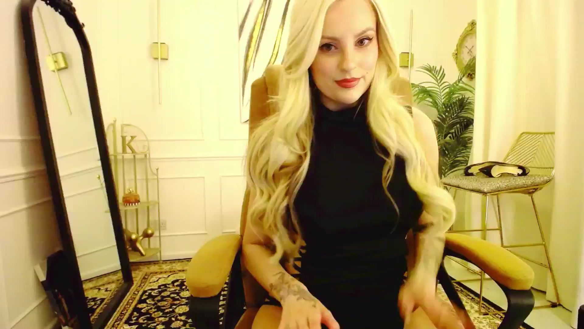 Gallery image thumbnail from K3lly's myfreecams stream on, 08/31/2025, 21:25 image 7 of 20