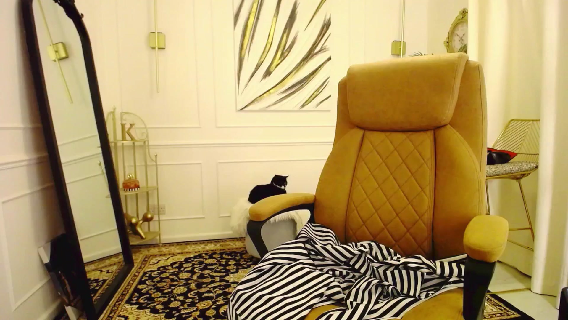 Gallery image thumbnail from K3lly's myfreecams stream on, 09/02/2025, 23:29 image 3 of 20