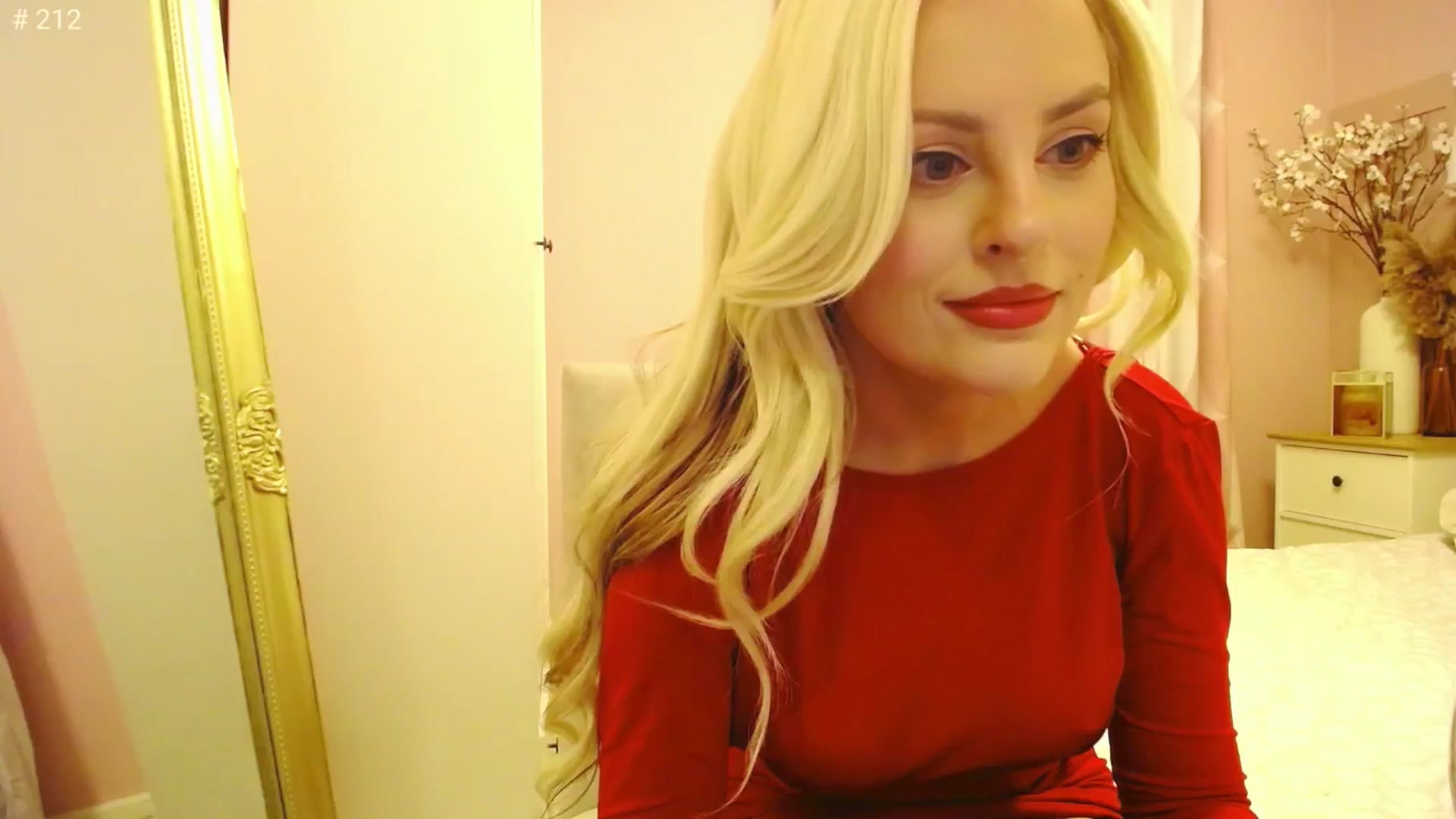 Gallery image thumbnail from K3lly's myfreecams stream on, 09/28/2025, 01:21 image 7 of 20