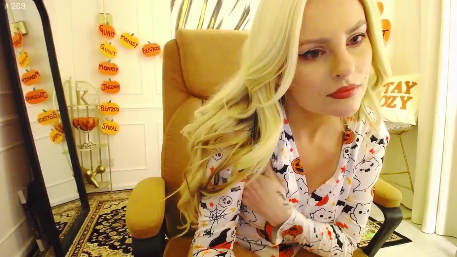 Gallery image thumbnail from K3lly's myfreecams stream on, 10/02/2025, 03:26 image 15 of 20