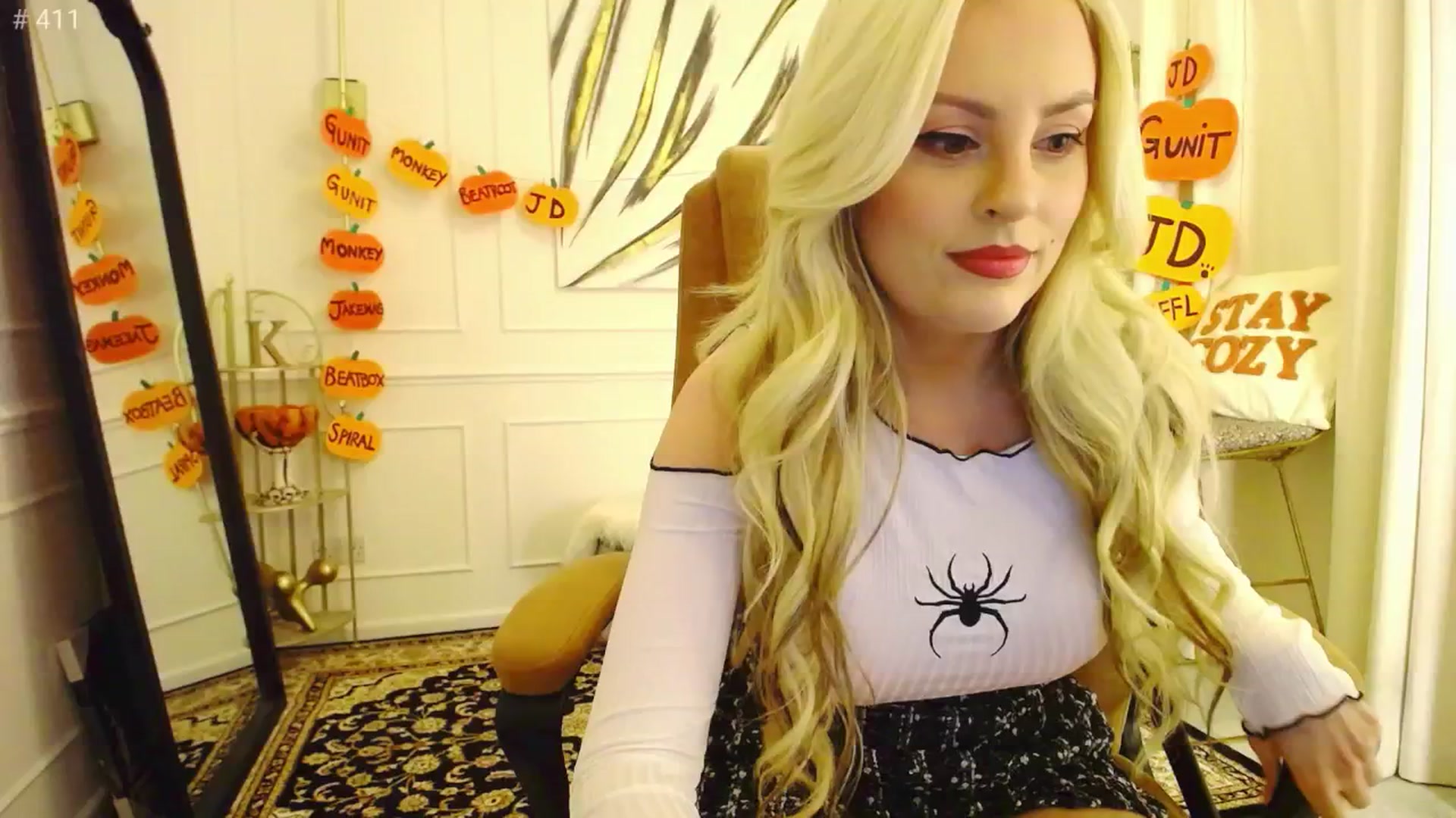 Gallery image thumbnail from K3lly's myfreecams stream on, 10/03/2025, 24:10 image 12 of 20