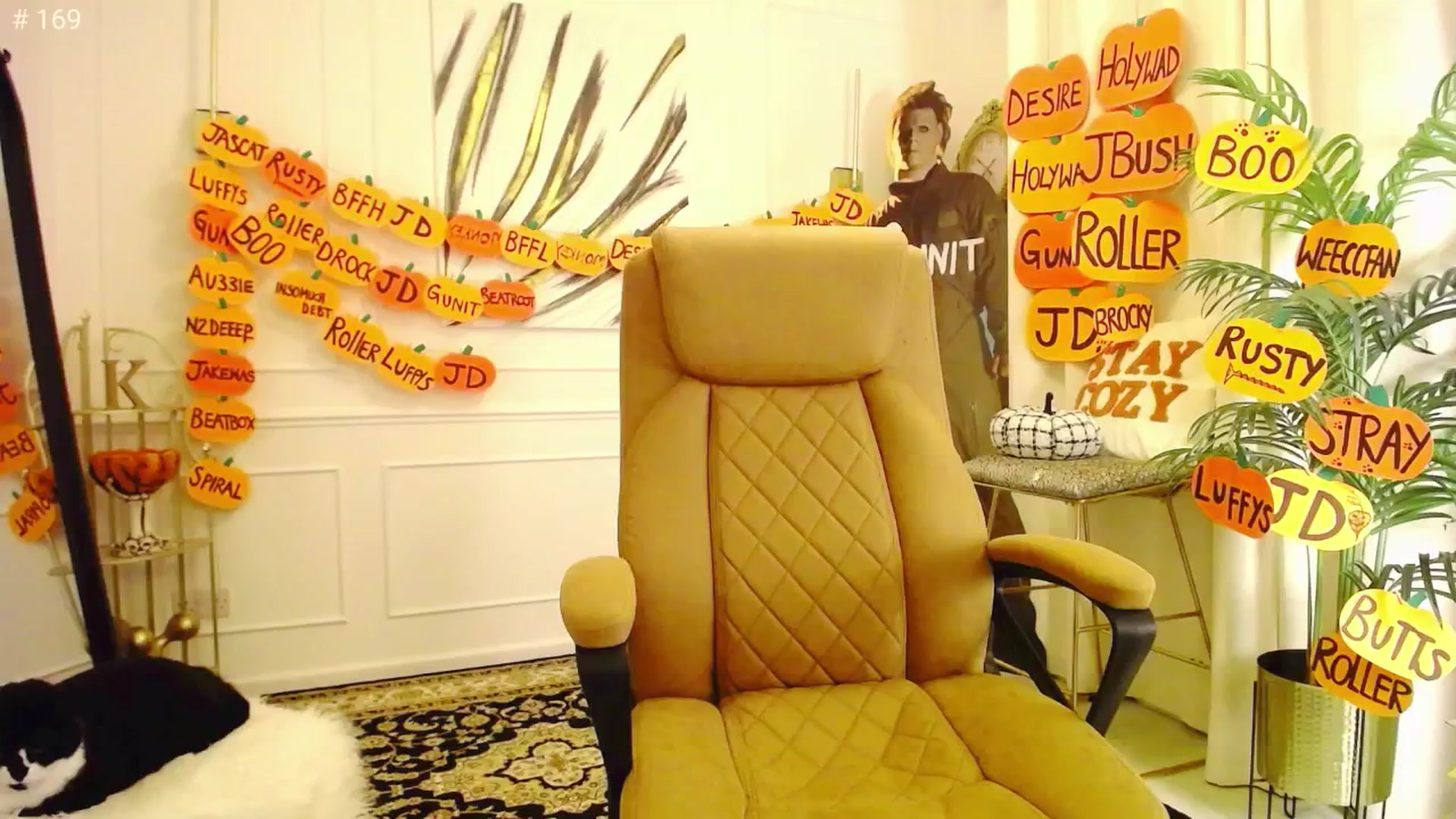 Gallery image thumbnail from K3lly's myfreecams stream on, 10/17/2025, 24:35 image 10 of 20