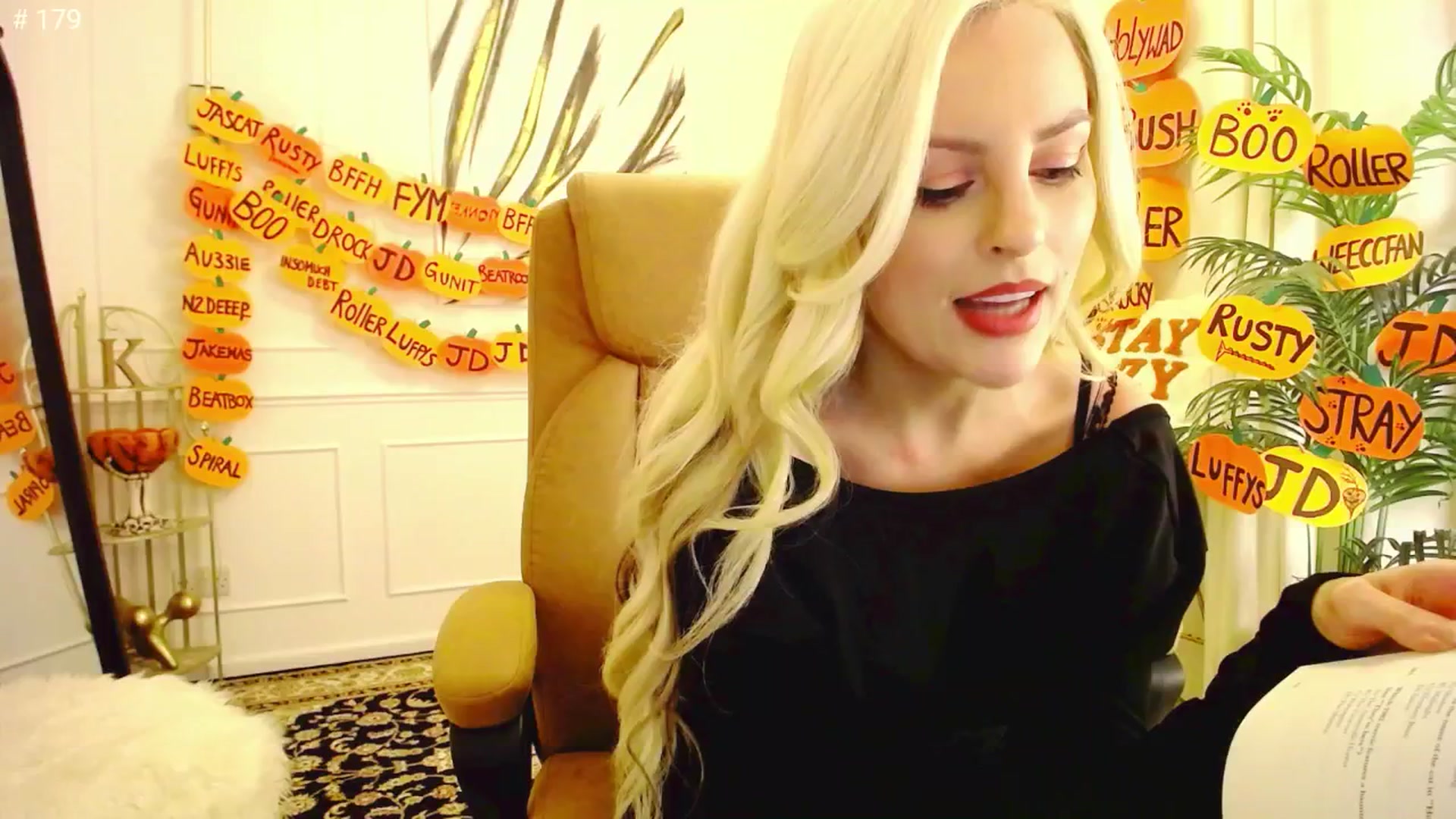 Gallery image thumbnail from K3lly's myfreecams stream on, 10/18/2025, 02:46 image 5 of 20