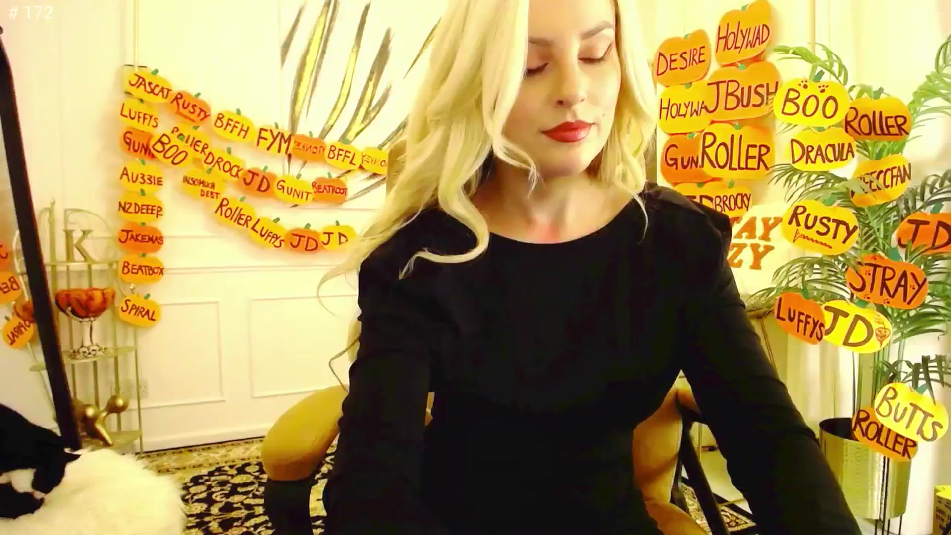 Gallery image thumbnail from K3lly's myfreecams stream on, 10/18/2025, 02:46 image 17 of 20