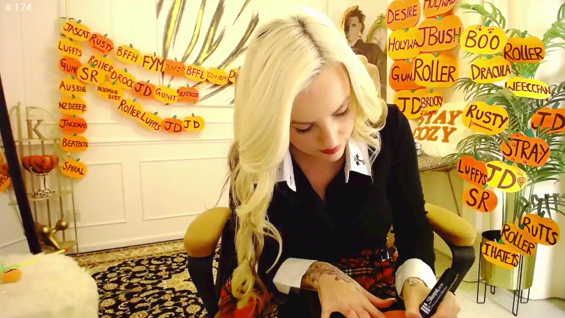 Gallery image thumbnail from K3lly's myfreecams stream on, 10/19/2025, 03:21 image 14 of 20