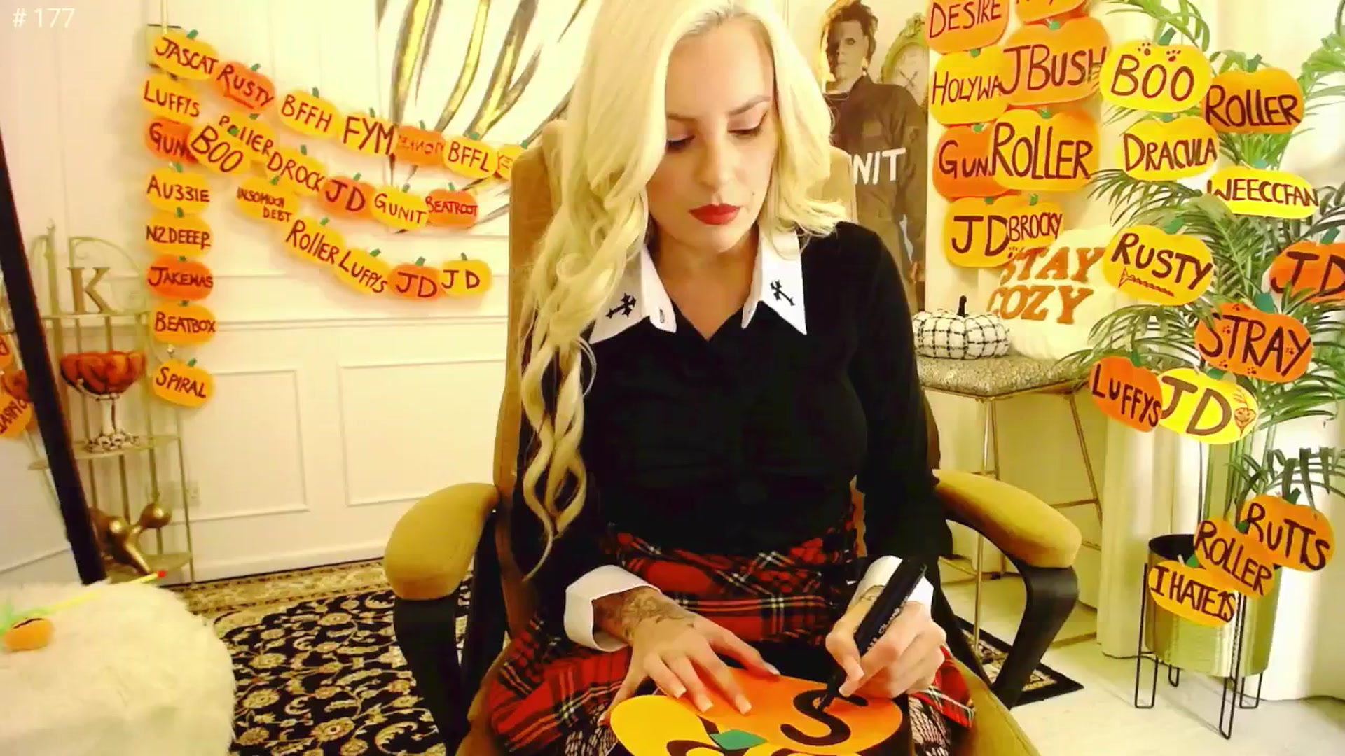 Gallery image thumbnail from K3lly's myfreecams stream on, 10/19/2025, 03:21 image 10 of 20