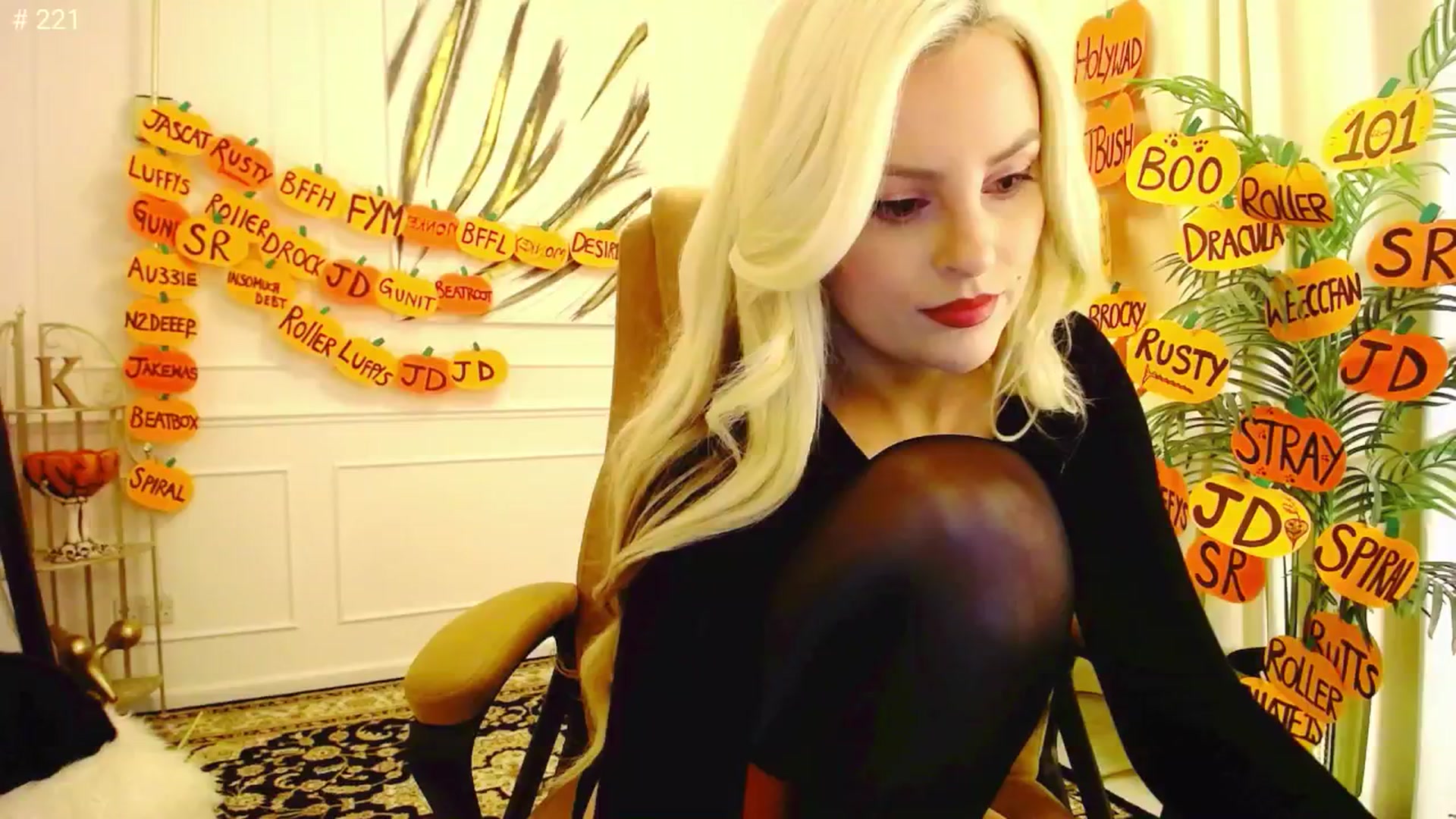 Gallery image thumbnail from K3lly's myfreecams stream on, 10/24/2025, 23:16 image 10 of 20