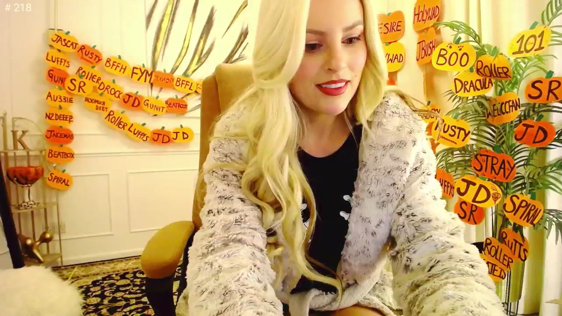 Gallery image thumbnail from K3lly's myfreecams stream on, 10/25/2025, 02:25 image 8 of 20