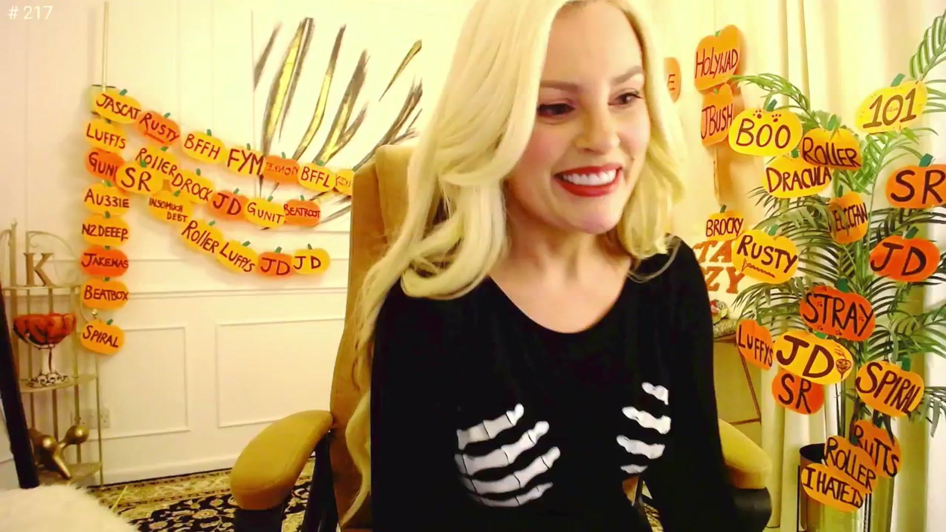 Gallery image thumbnail from K3lly's myfreecams stream on, 10/25/2025, 02:25 image 19 of 20
