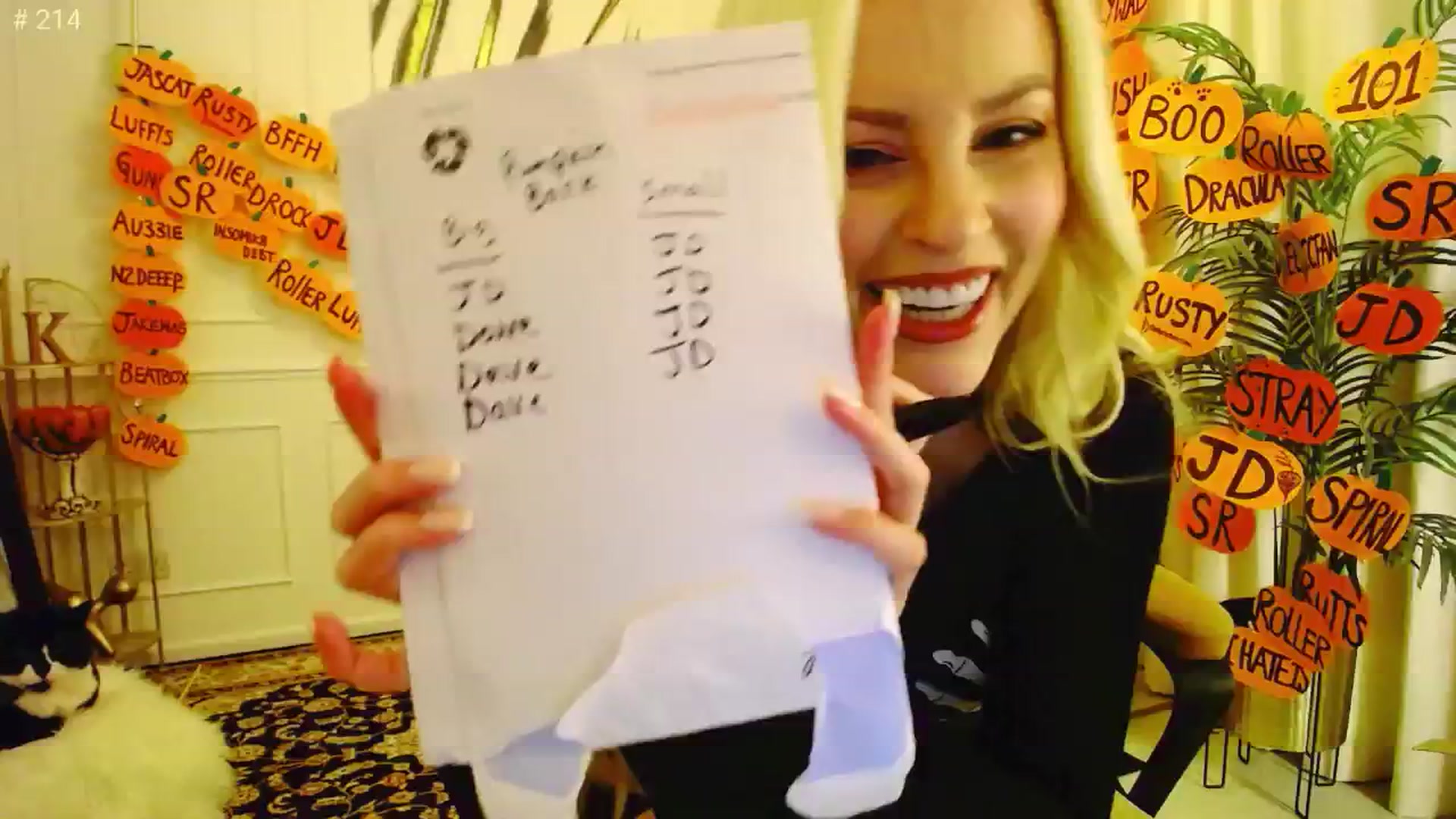 Gallery image thumbnail from K3lly's myfreecams stream on, 10/25/2025, 03:36 image 10 of 20