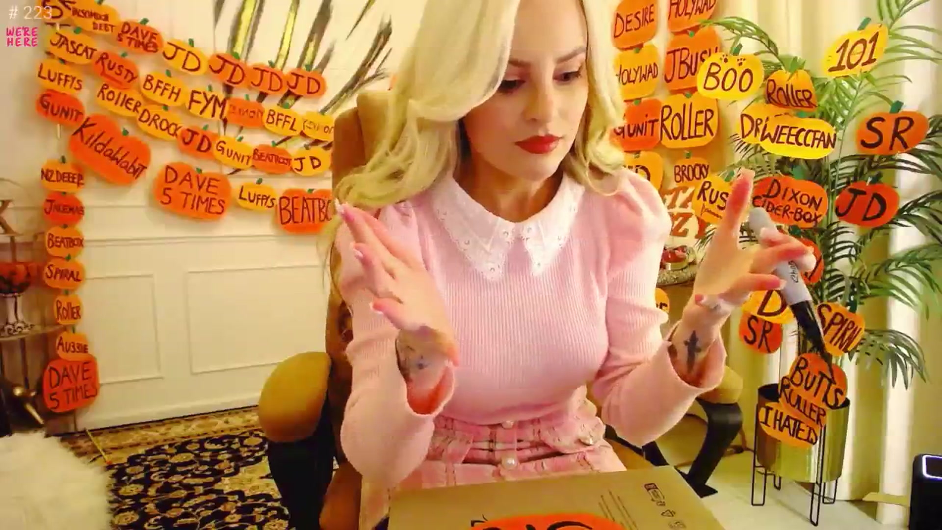 Gallery image thumbnail from K3lly's myfreecams stream on, 10/27/2025, 22:40 image 4 of 20