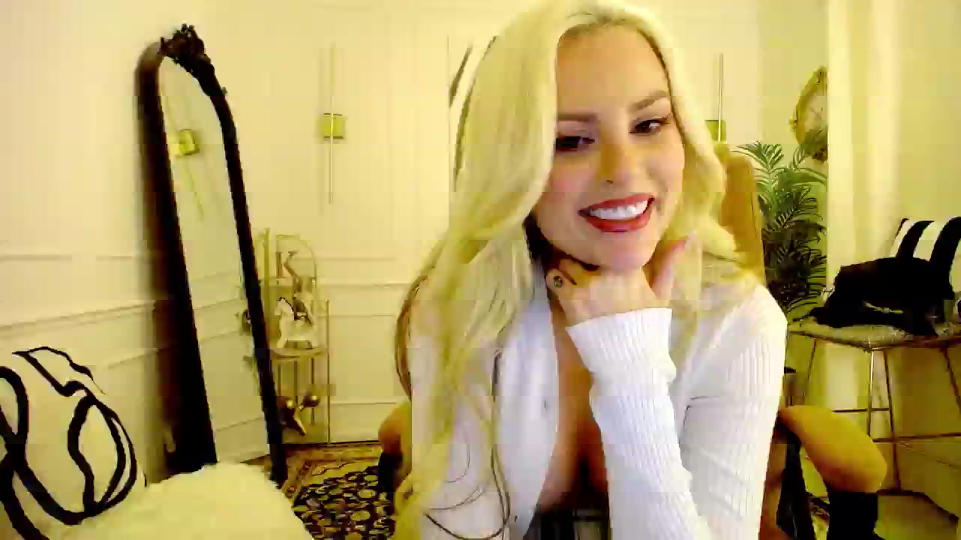 Gallery image thumbnail from K3lly's myfreecams stream on, 11/11/2025, 02:02 image 20 of 20