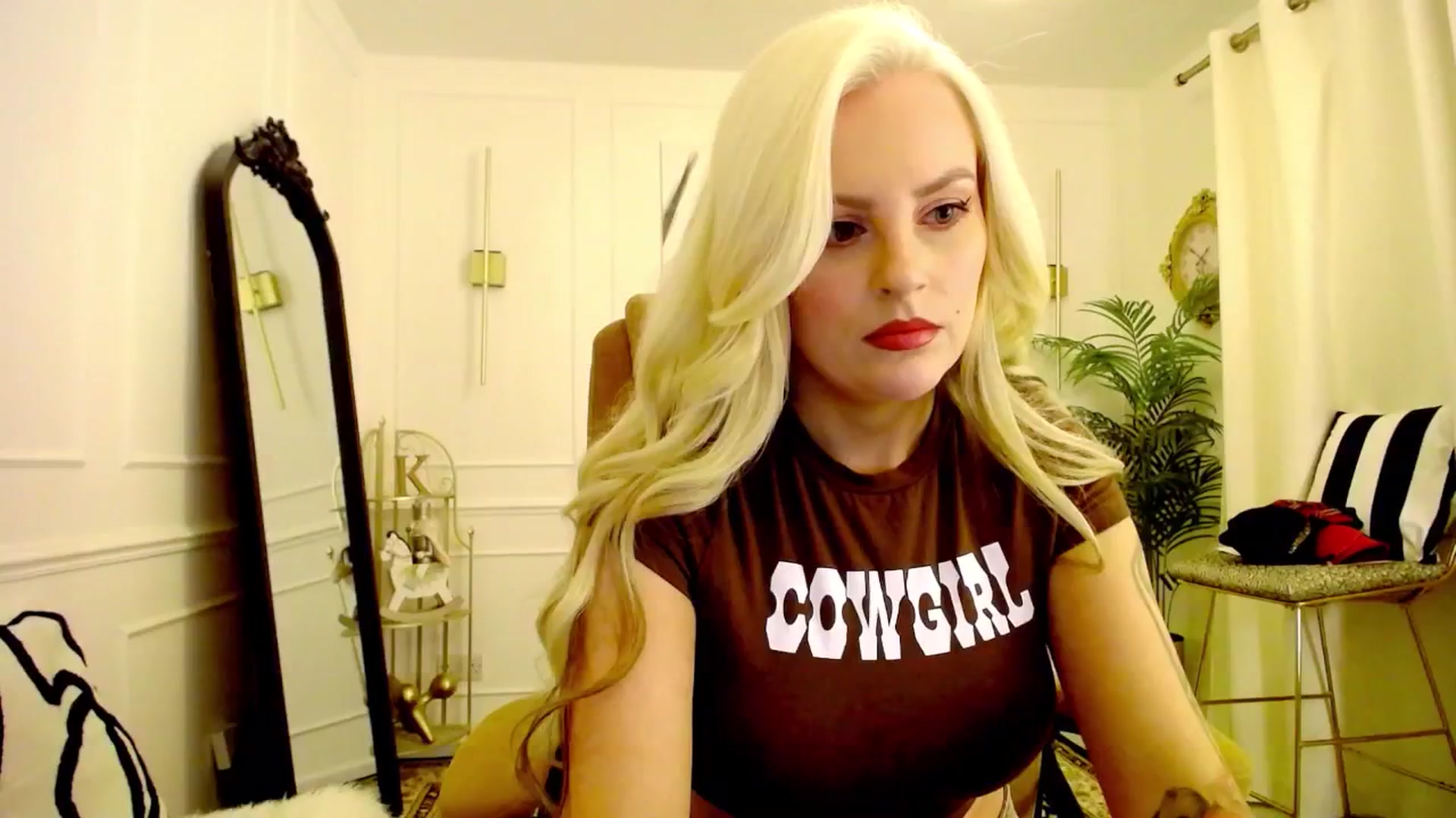 Gallery image thumbnail from K3lly's myfreecams stream on, 11/25/2025, 08:36 image 3 of 20