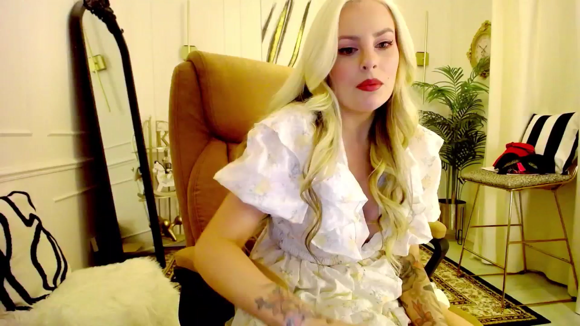 Gallery image thumbnail from K3lly's myfreecams stream on, 11/26/2025, 22:13 image 13 of 20