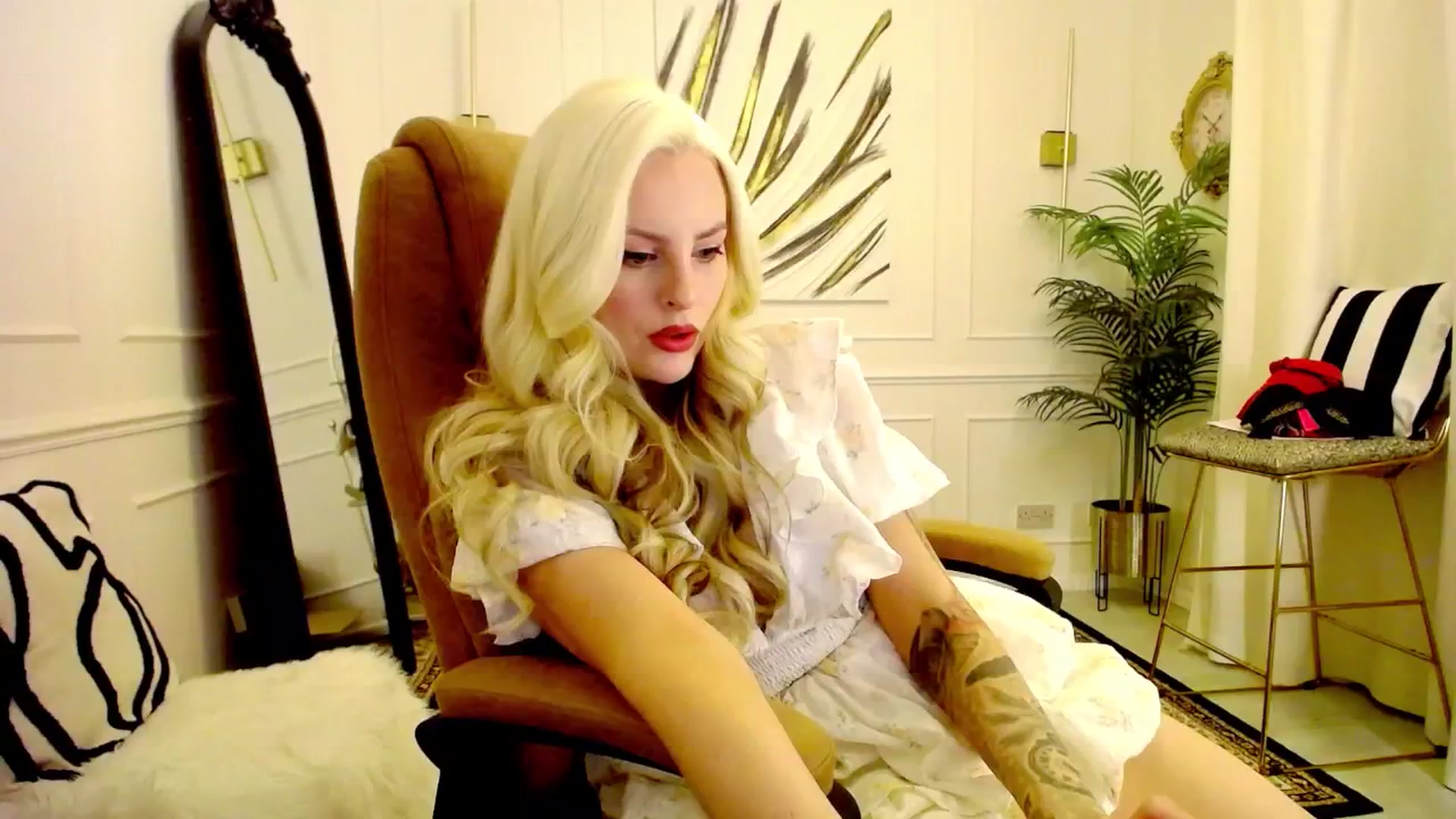 Gallery image thumbnail from K3lly's myfreecams stream on, 11/26/2025, 22:13 image 5 of 20