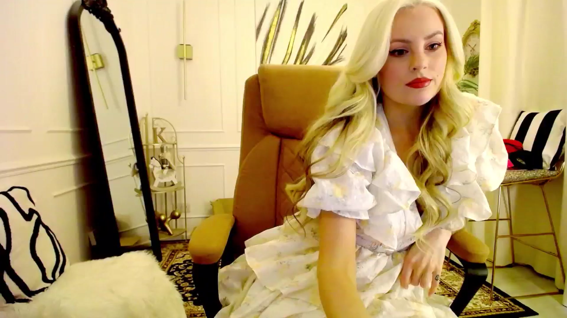 Gallery image thumbnail from K3lly's myfreecams stream on, 11/26/2025, 22:13 image 8 of 20