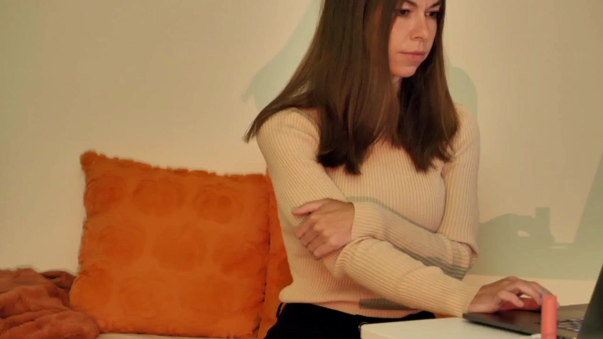 Gallery image thumbnail from KATEELIFE's myfreecams stream on, 11/17/2024, 02:09 image 1 of 20