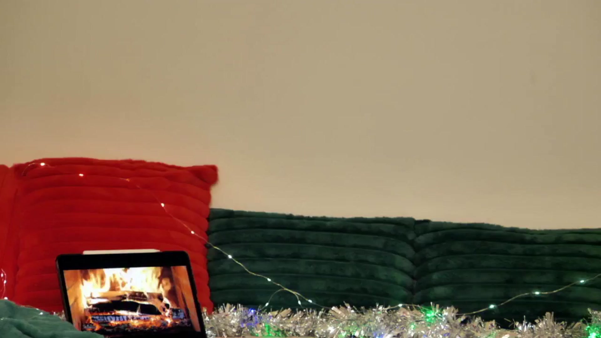 Gallery image thumbnail from KATEELIFE's myfreecams stream on, 12/25/2024, 07:13 image 16 of 20