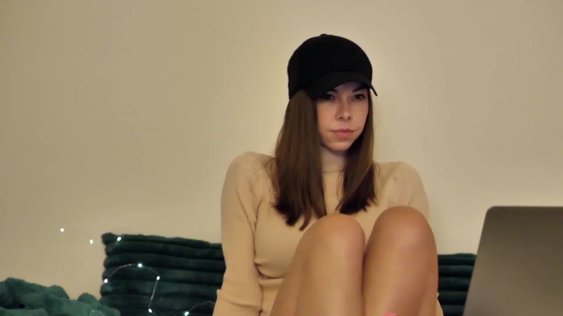 Gallery image thumbnail from KATEELIFE's myfreecams stream on, 12/29/2024, 03:30 image 9 of 20