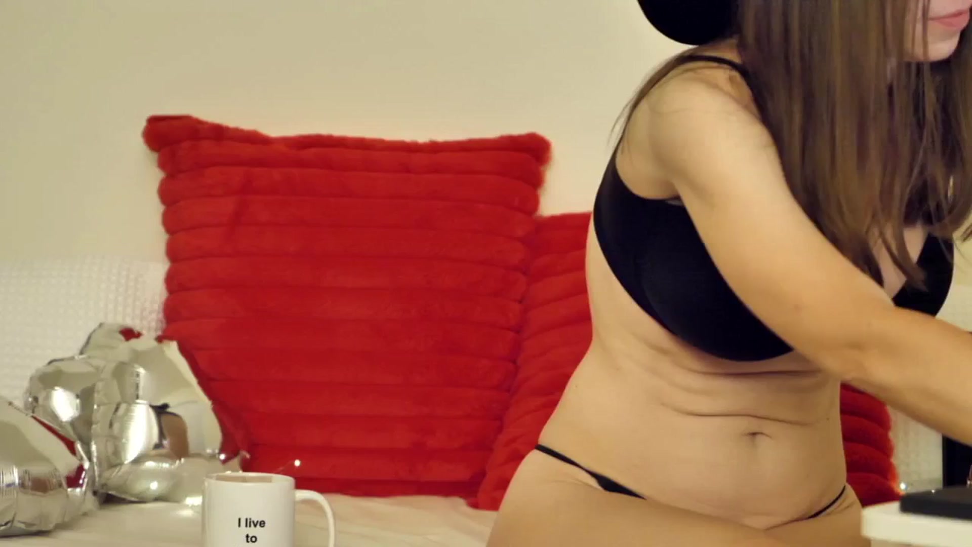 Gallery image thumbnail from KATEELIFE's myfreecams stream on, 02/16/2025, 07:25 image 10 of 20