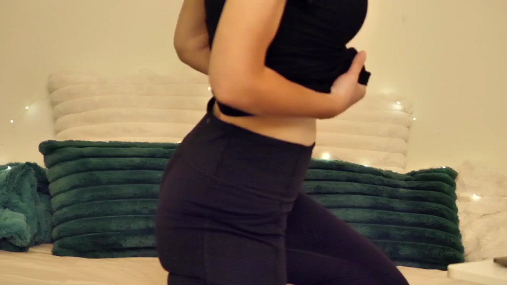 Gallery image thumbnail from KATEELIFE's myfreecams stream on, 03/14/2025, 02:42 image 7 of 20