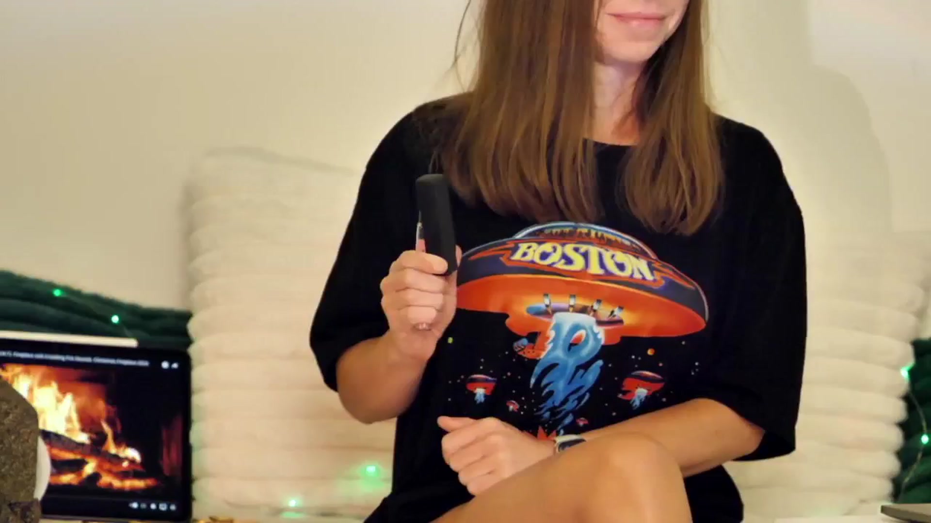 Gallery image thumbnail from KATEELIFE's myfreecams stream on, 03/16/2025, 07:14 image 17 of 20