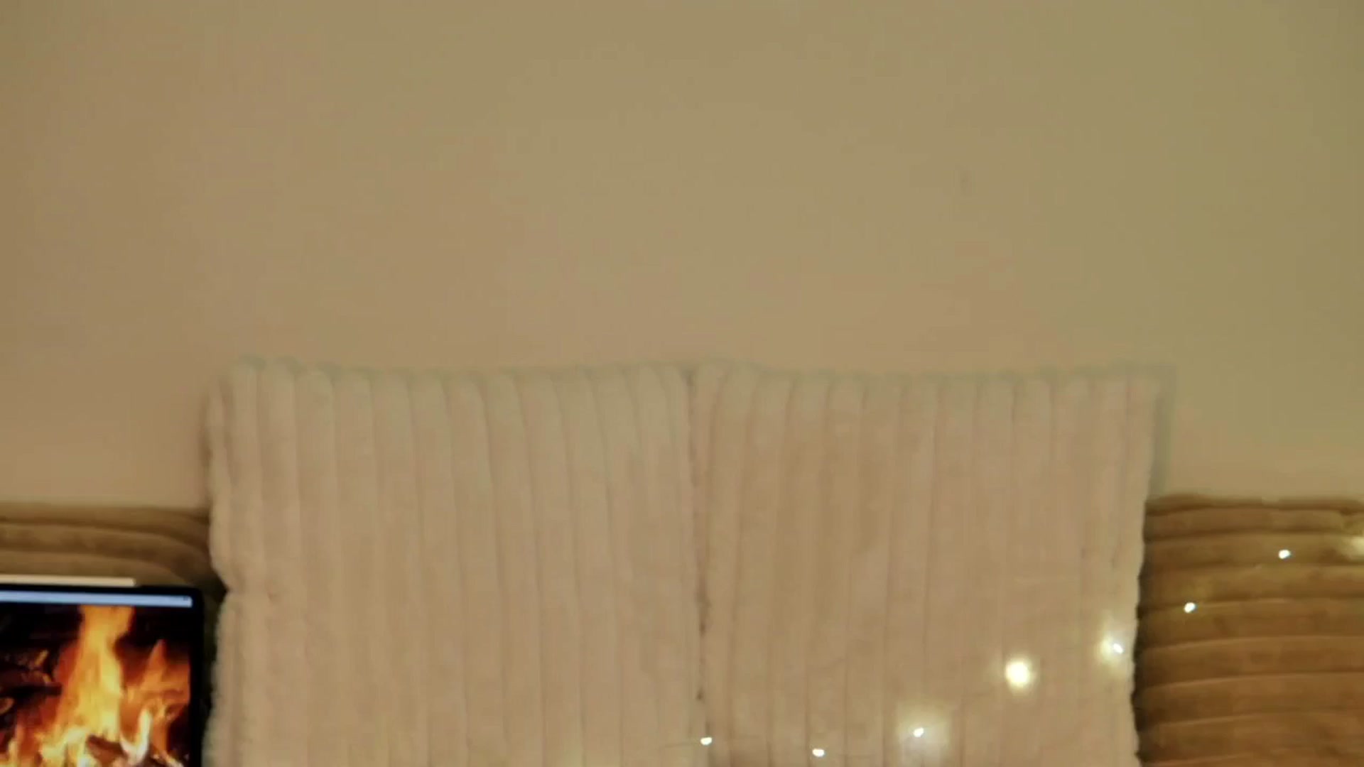 Gallery image thumbnail from KATEELIFE's myfreecams stream on, 03/22/2025, 01:40 image 13 of 20