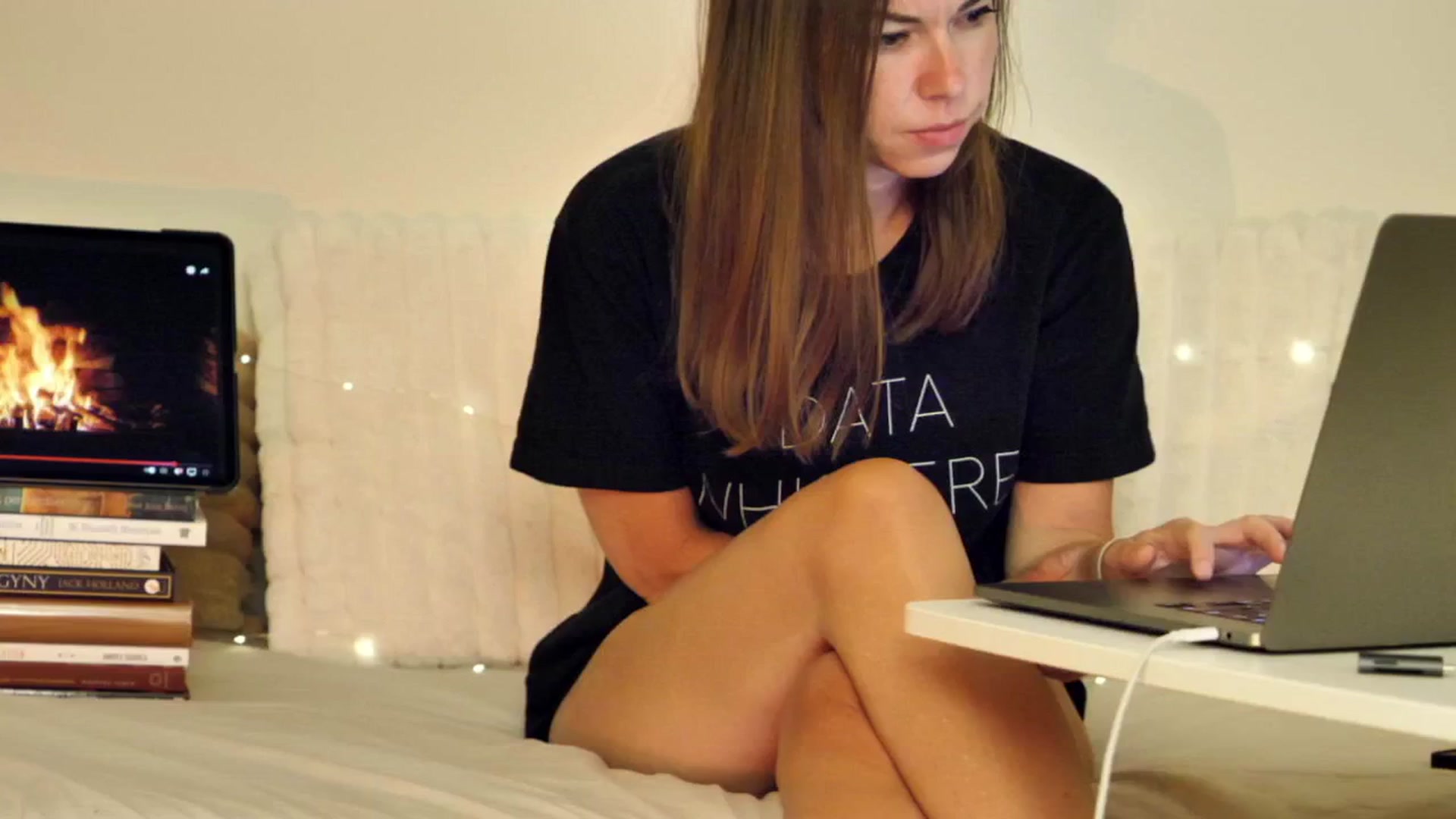 Gallery image thumbnail from KATEELIFE's myfreecams stream on, 04/01/2025, 05:46 image 10 of 20