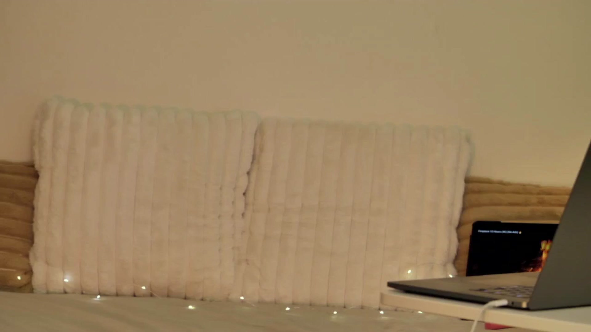 Gallery image thumbnail from KATEELIFE's myfreecams stream on, 04/03/2025, 03:12 image 15 of 20